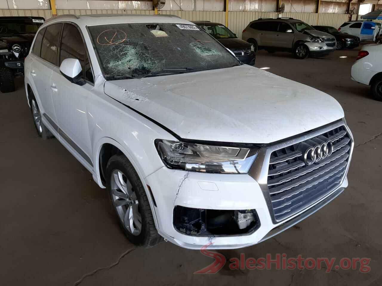 WA1LHAF72KD038917 2019 AUDI Q7