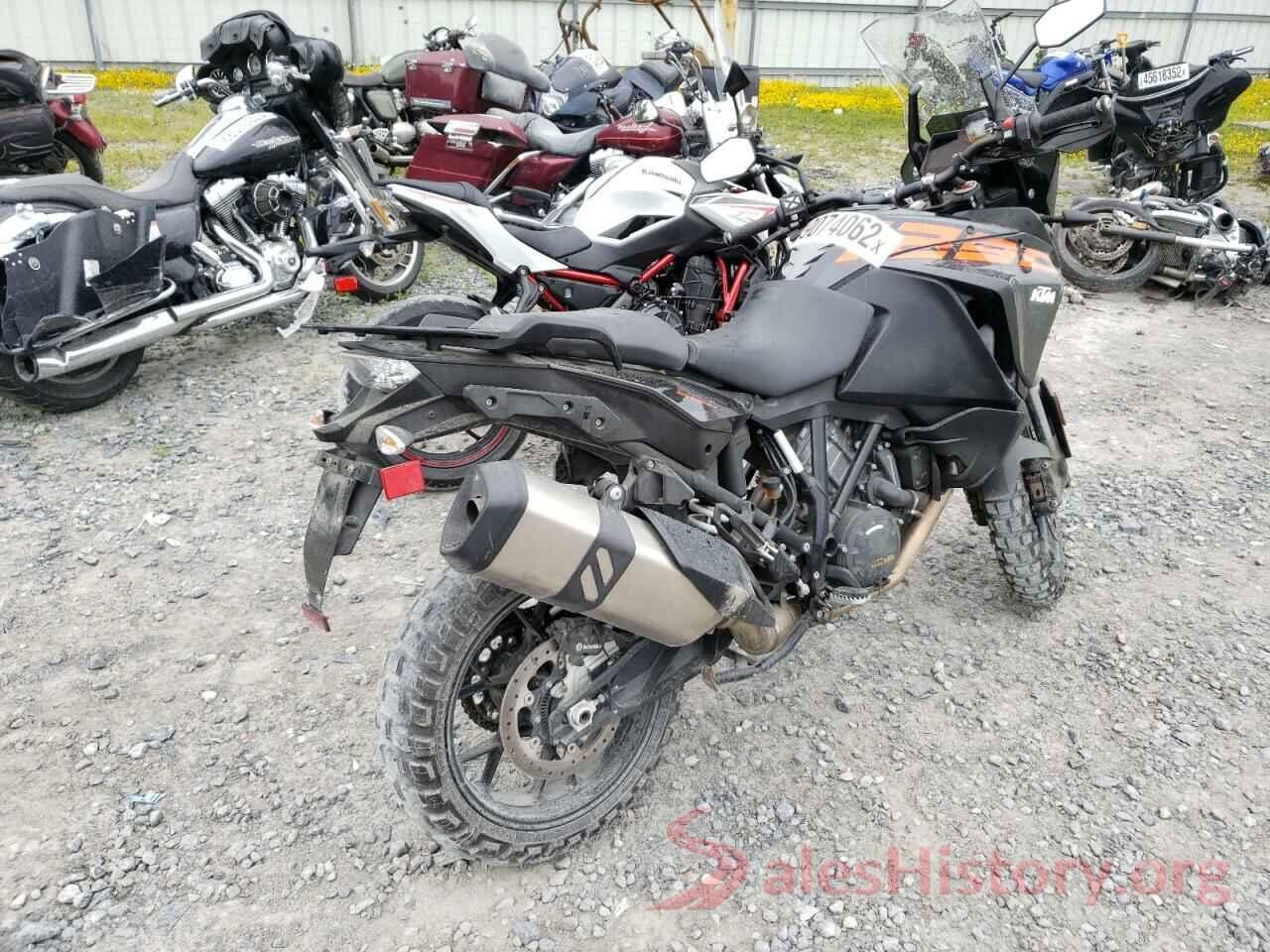 VBKV79407JM981579 2018 KTM MOTORCYCLE