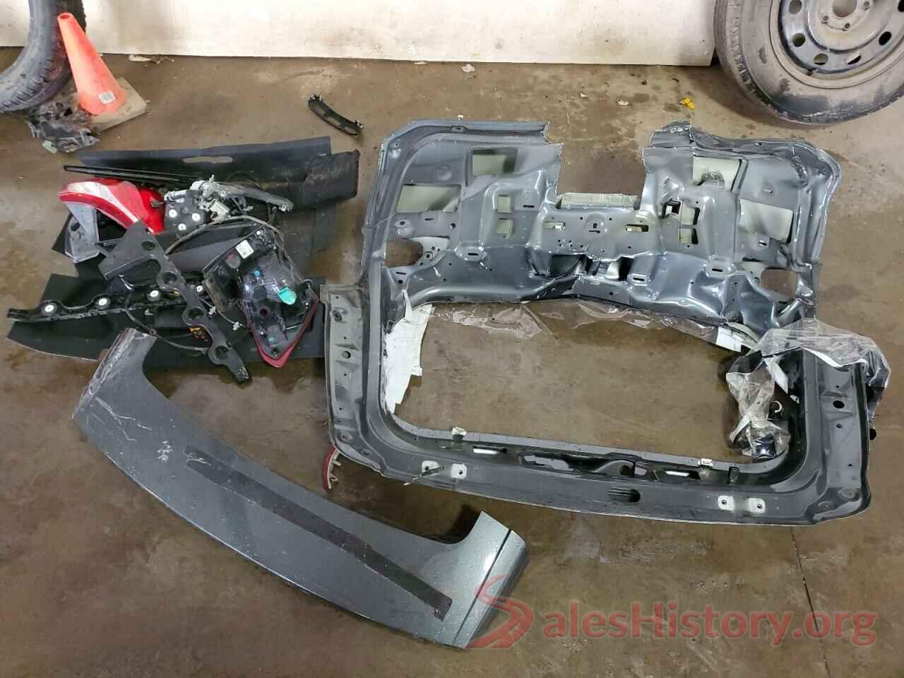 3GNAXTEX7JS549588 2018 CHEVROLET EQUINOX