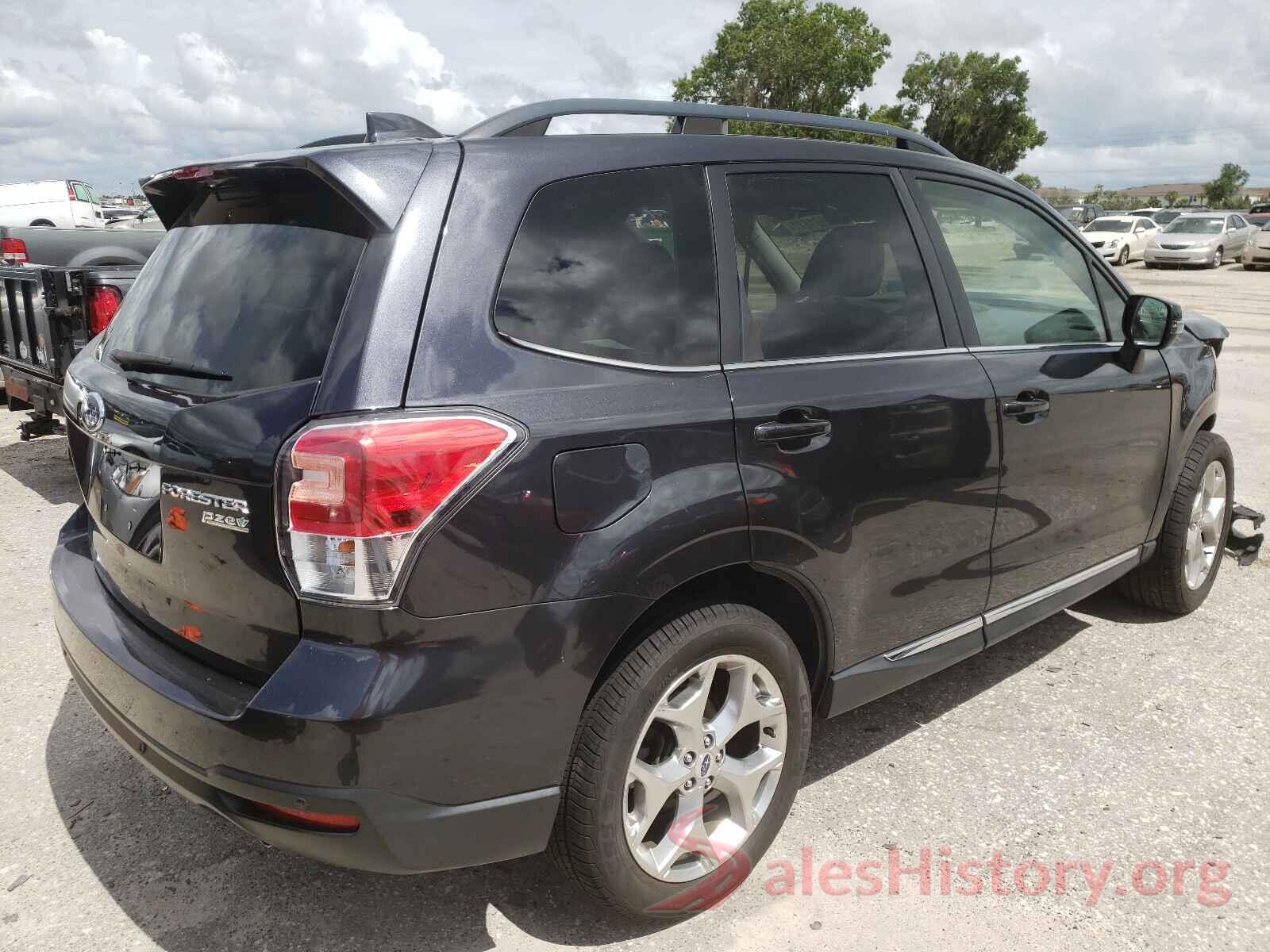 JF2SJAWC2HH529560 2017 SUBARU FORESTER