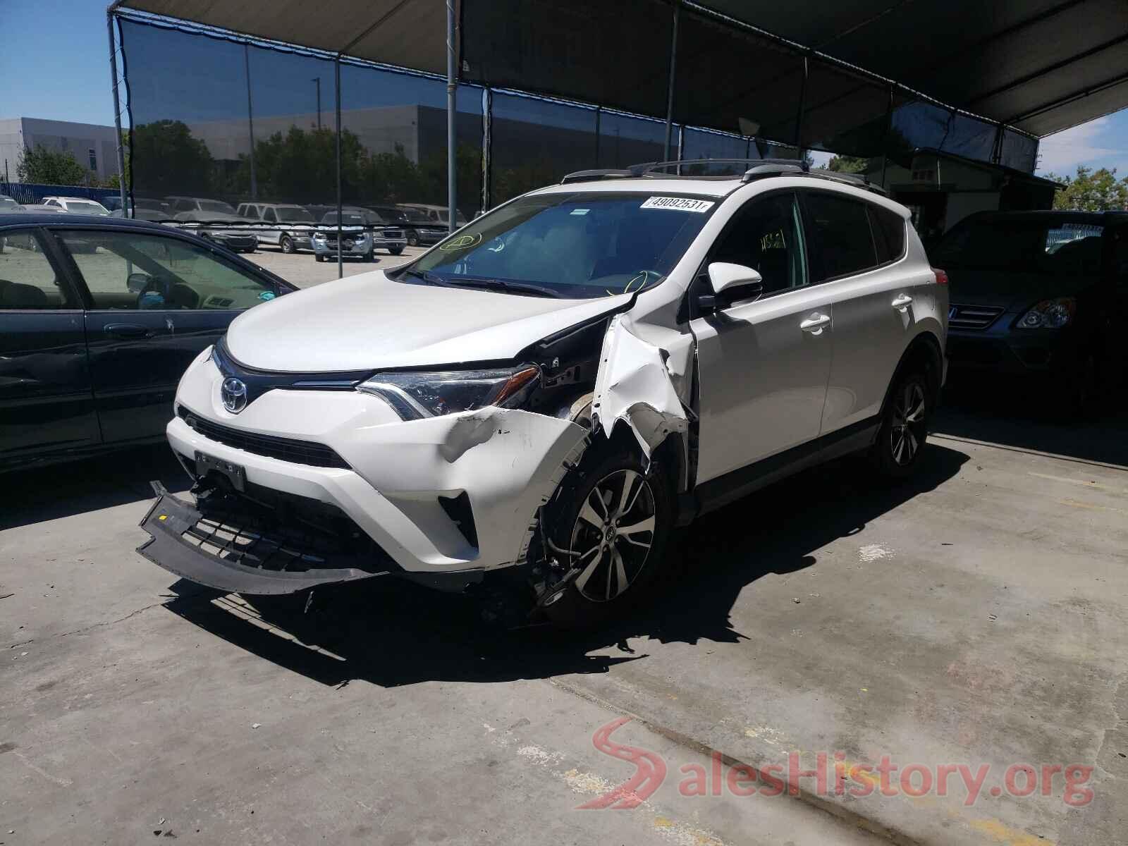 2T3RFREVXGW522137 2016 TOYOTA RAV4