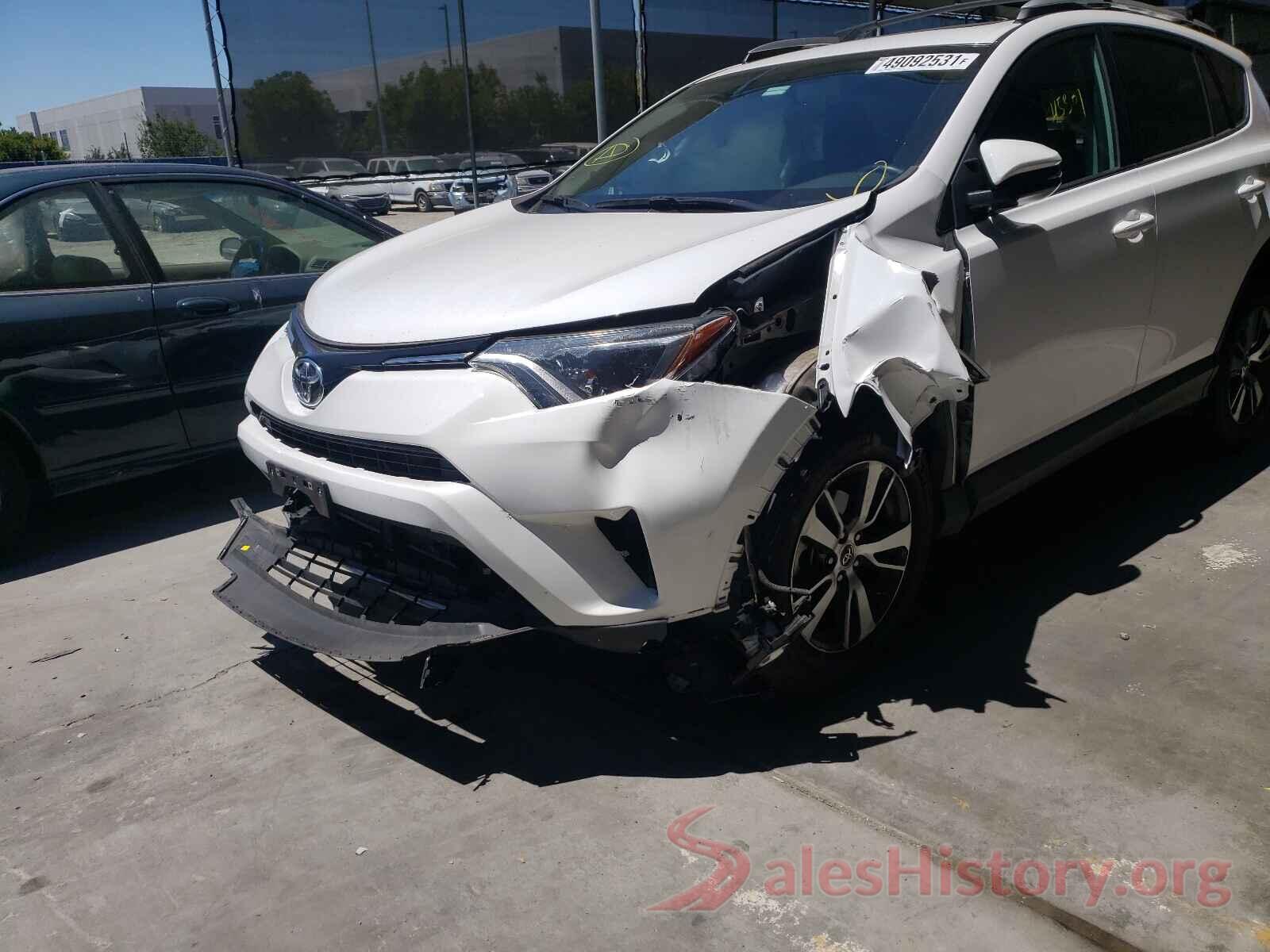 2T3RFREVXGW522137 2016 TOYOTA RAV4