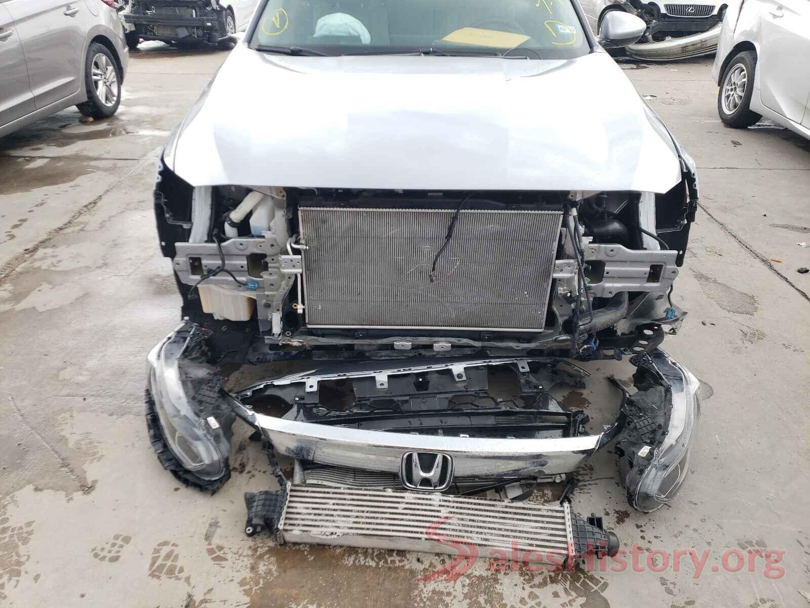 1HGCV1F52JA128986 2018 HONDA ACCORD