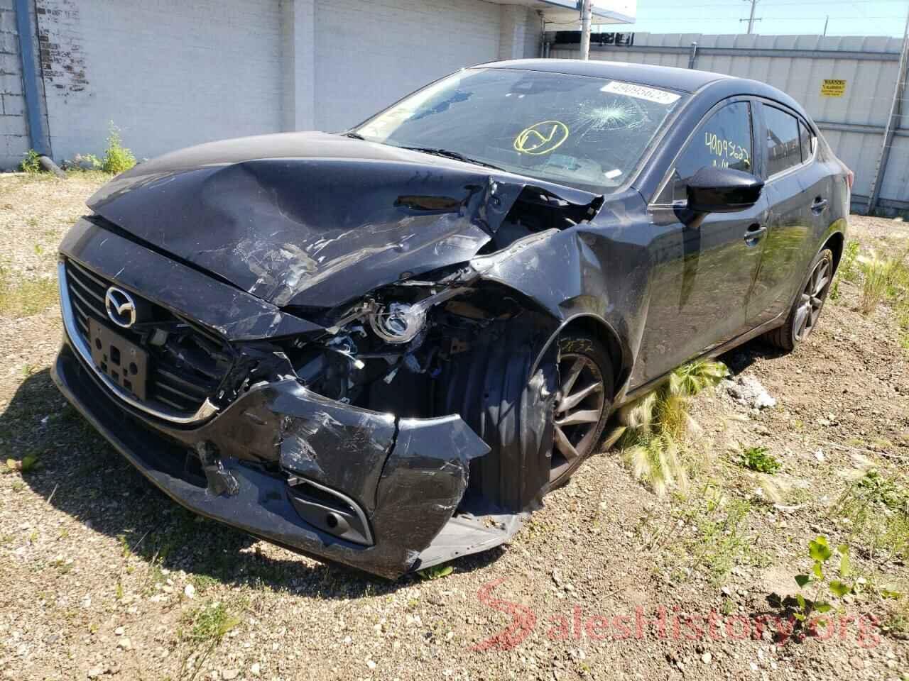 3MZBN1W32JM216154 2018 MAZDA 3