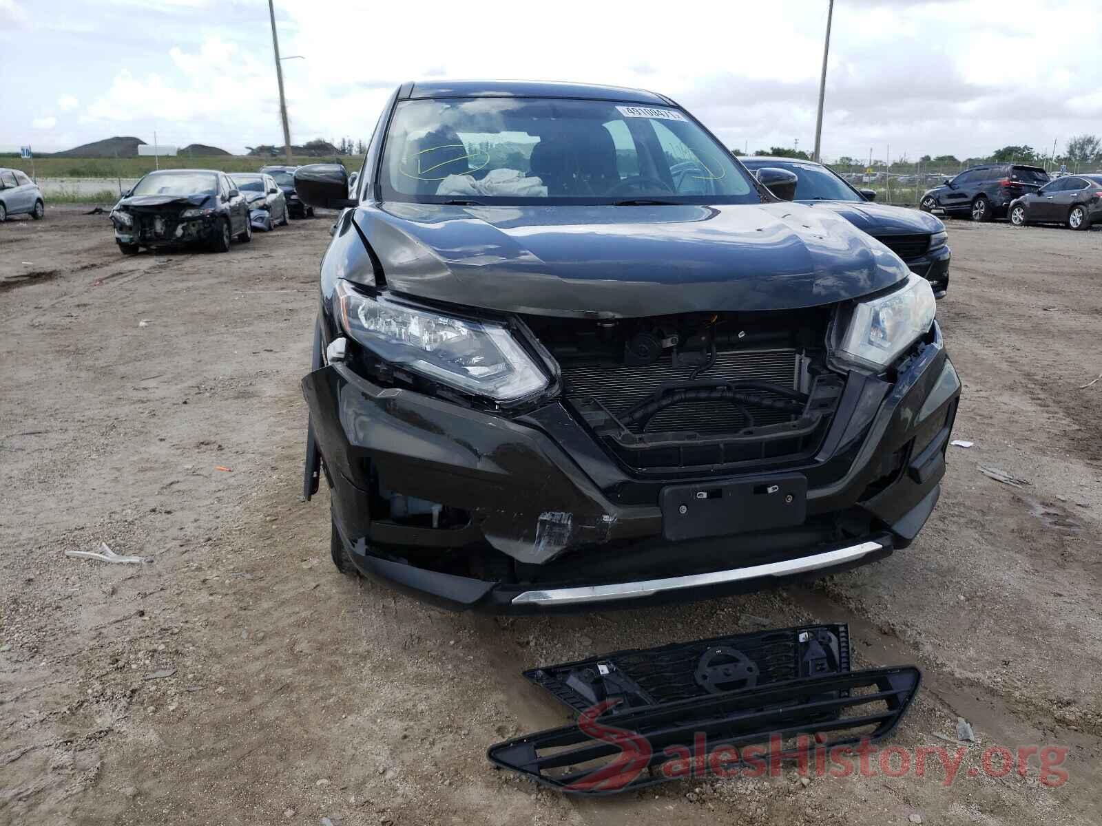 5N1AT2MV5HC802272 2017 NISSAN ROGUE