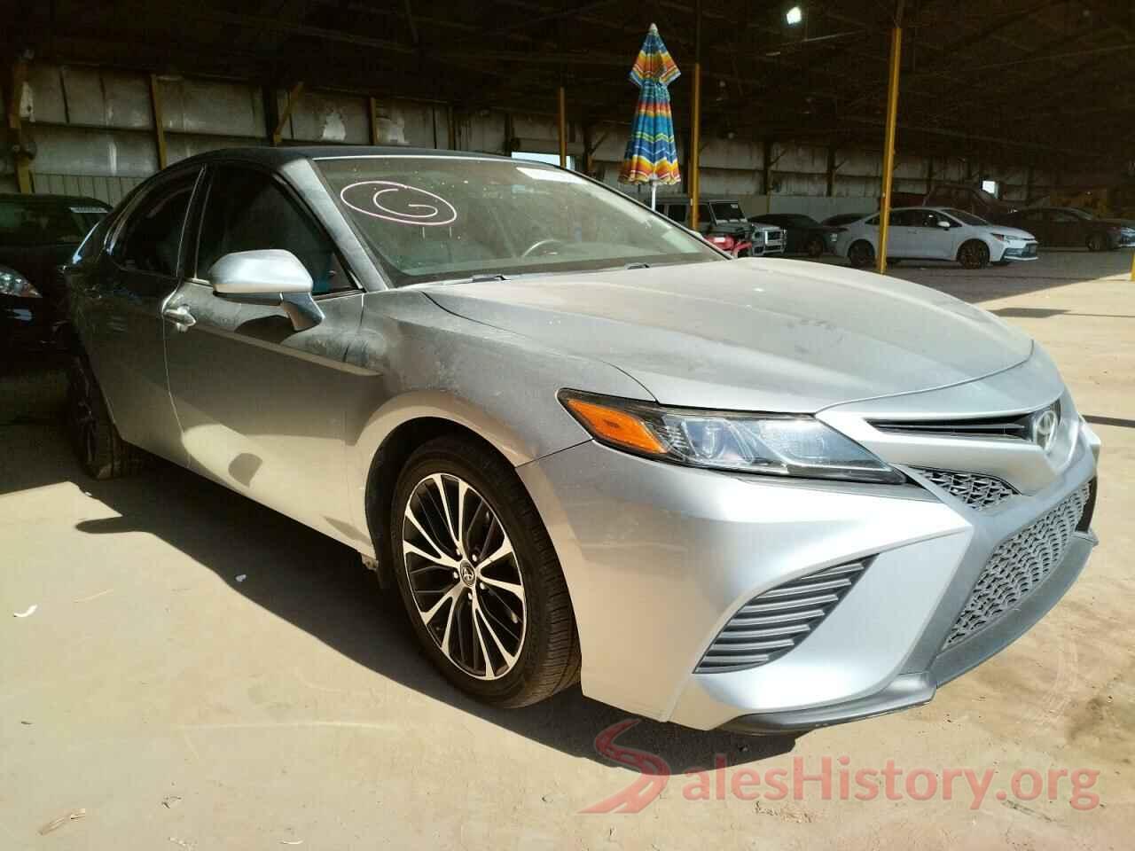 4T1B11HK0JU576906 2018 TOYOTA CAMRY