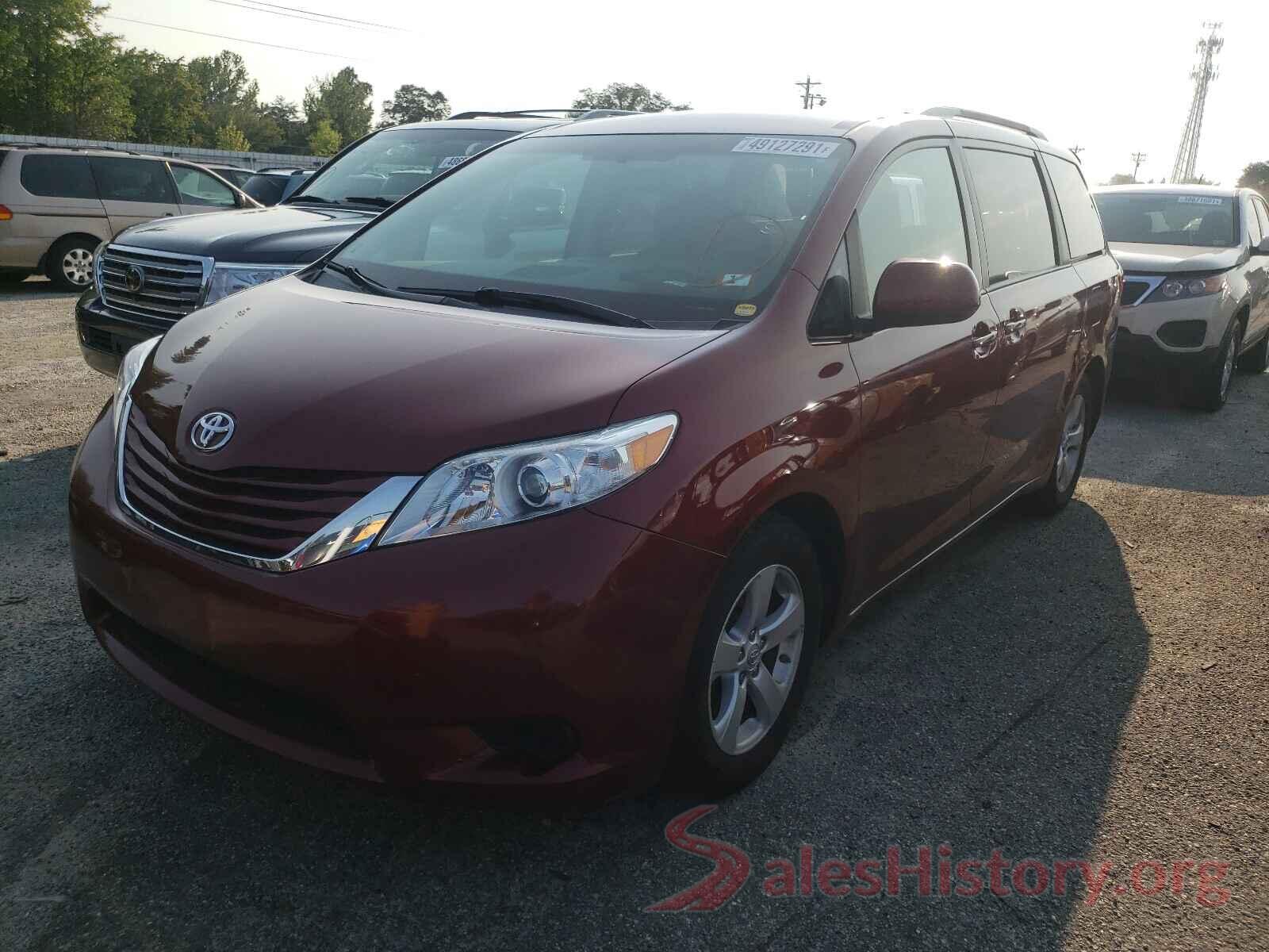 5TDKZ3DC9HS766595 2017 TOYOTA SIENNA