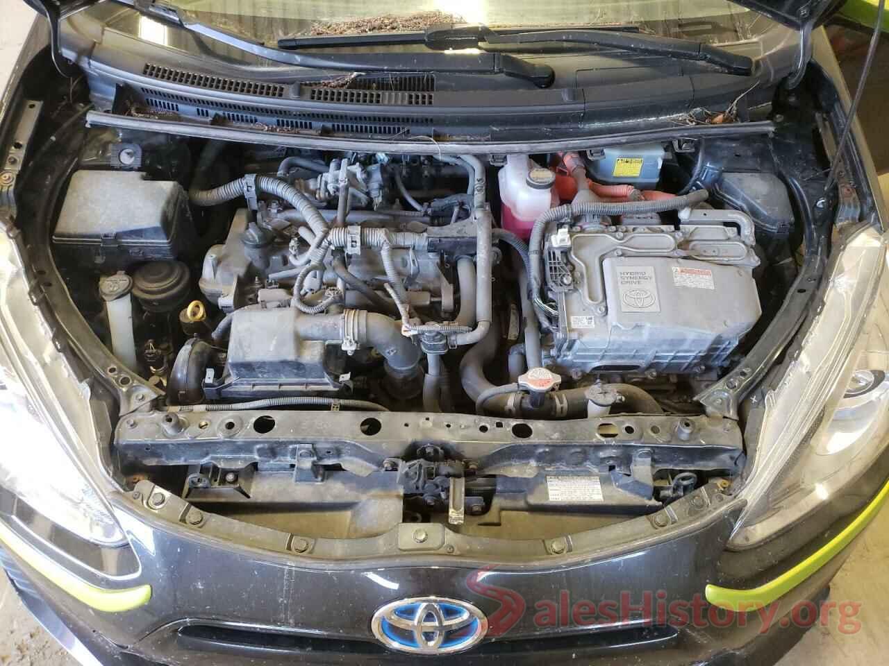 JTDKDTB39G1117621 2016 TOYOTA PRIUS