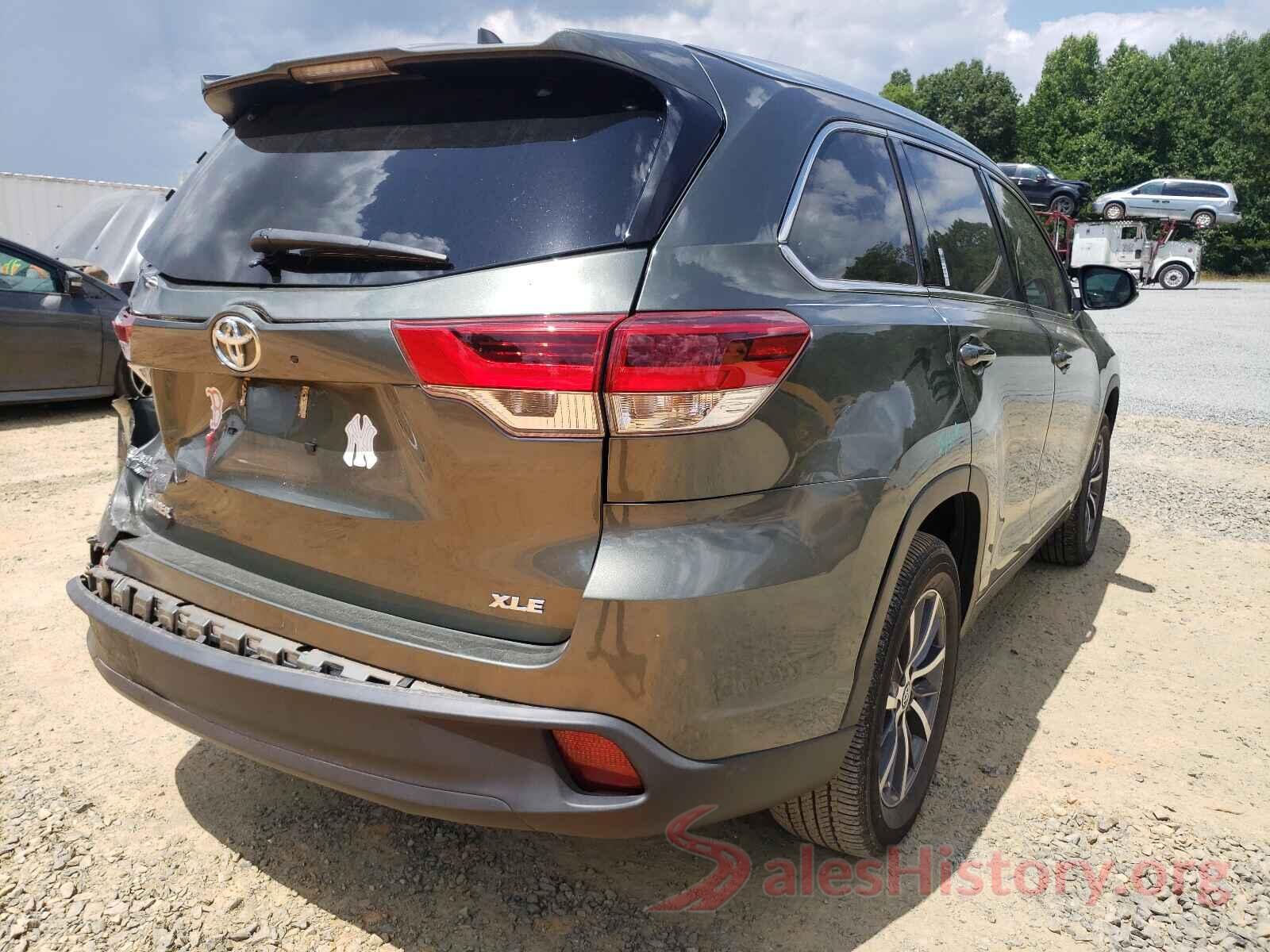 5TDKZRFH7JS236370 2018 TOYOTA HIGHLANDER