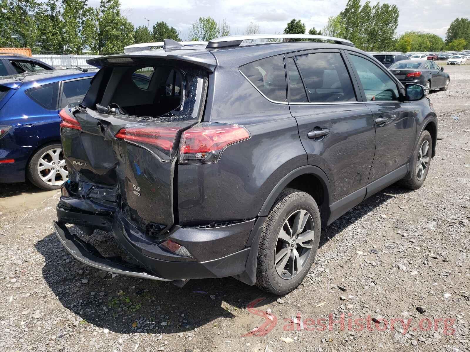 2T3RFREVXJW855428 2018 TOYOTA RAV4