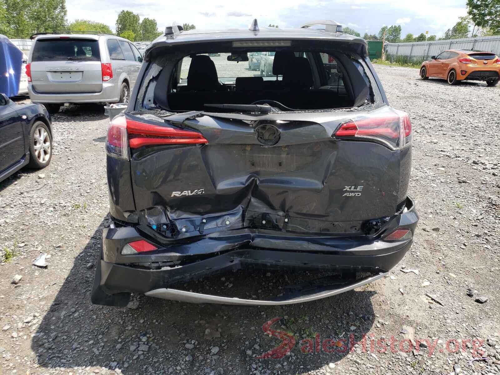 2T3RFREVXJW855428 2018 TOYOTA RAV4