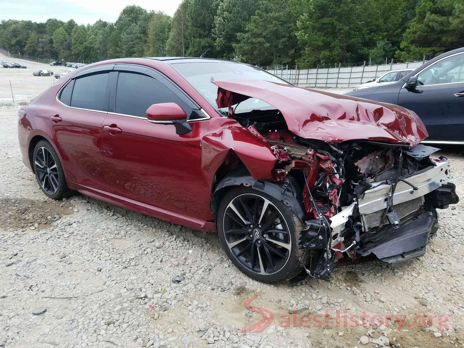 4T1B61HKXJU545809 2018 TOYOTA CAMRY