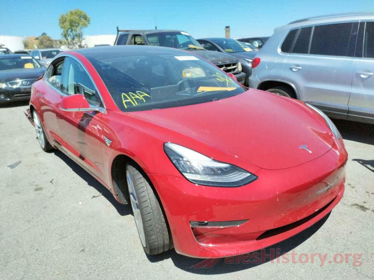 5YJ3E1EBXJF075404 2018 TESLA MODEL 3