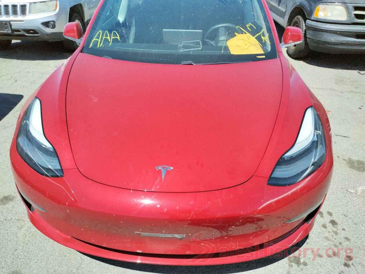 5YJ3E1EBXJF075404 2018 TESLA MODEL 3