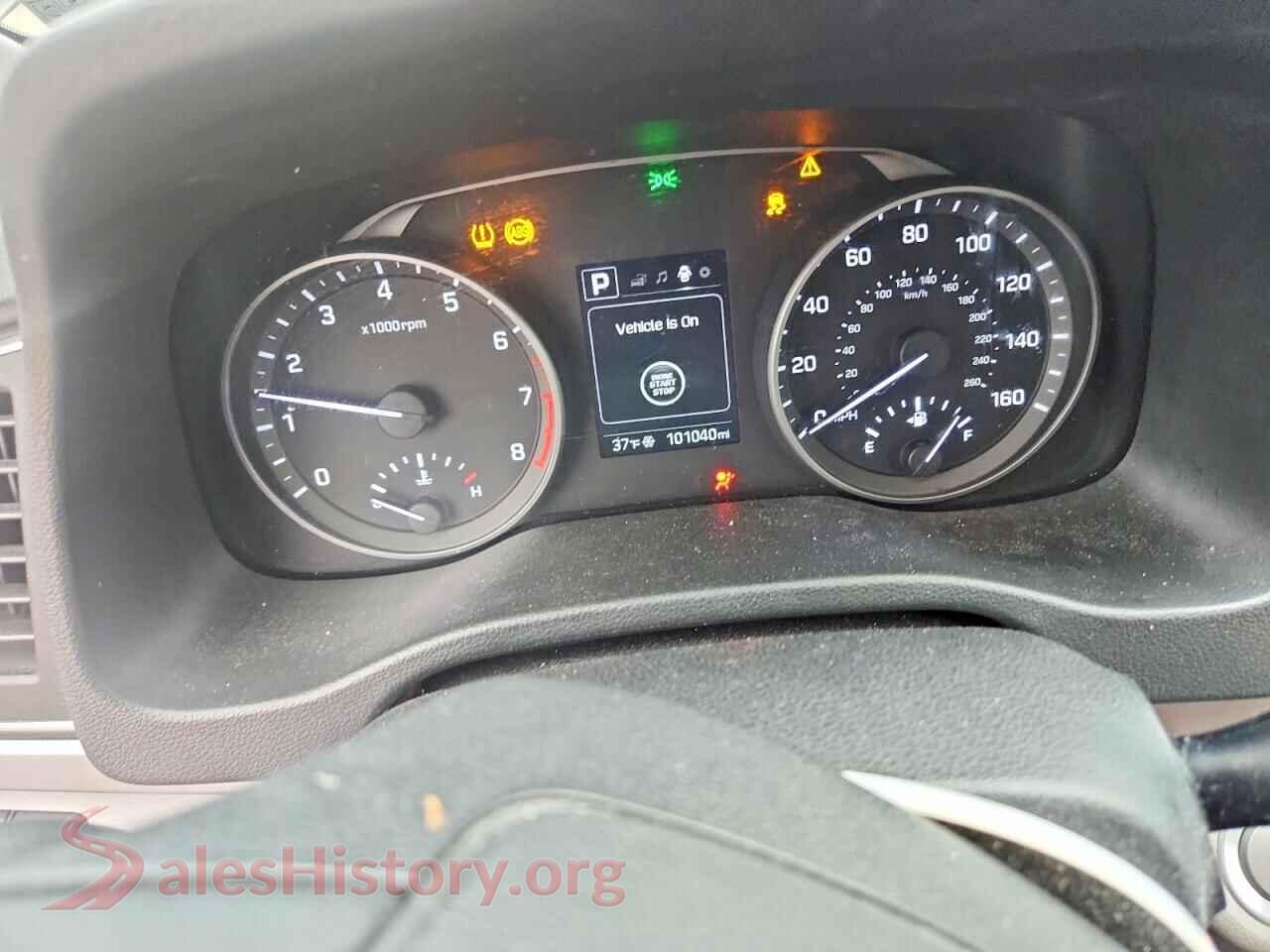 2018 HYUNDAI ELANTRA VIN KMHD84LFXJU543573, interior center console