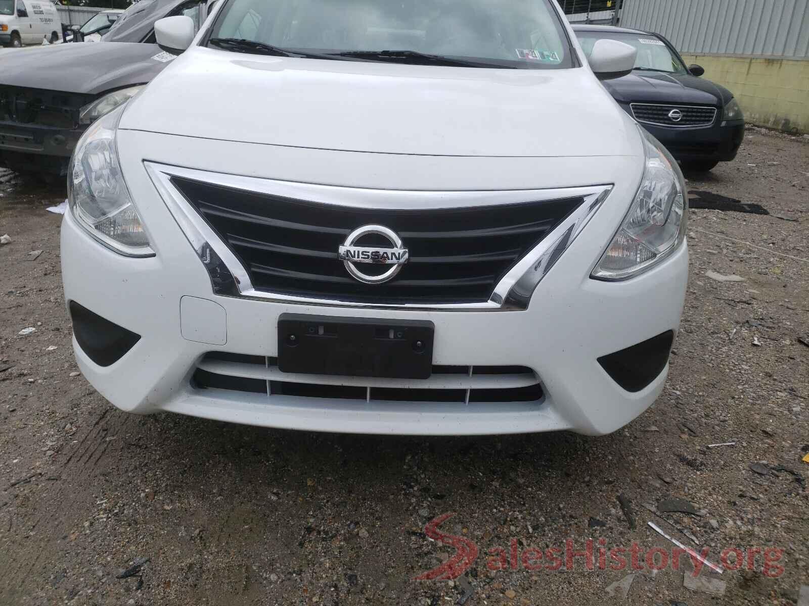 3N1CN7AP7JL879443 2018 NISSAN VERSA