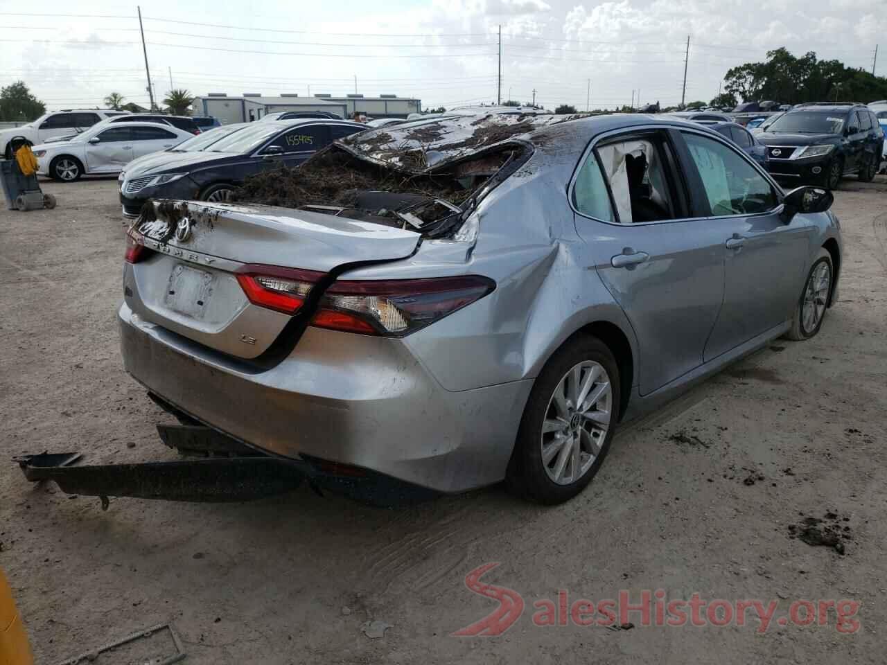 4T1C11AK0MU516725 2021 TOYOTA CAMRY