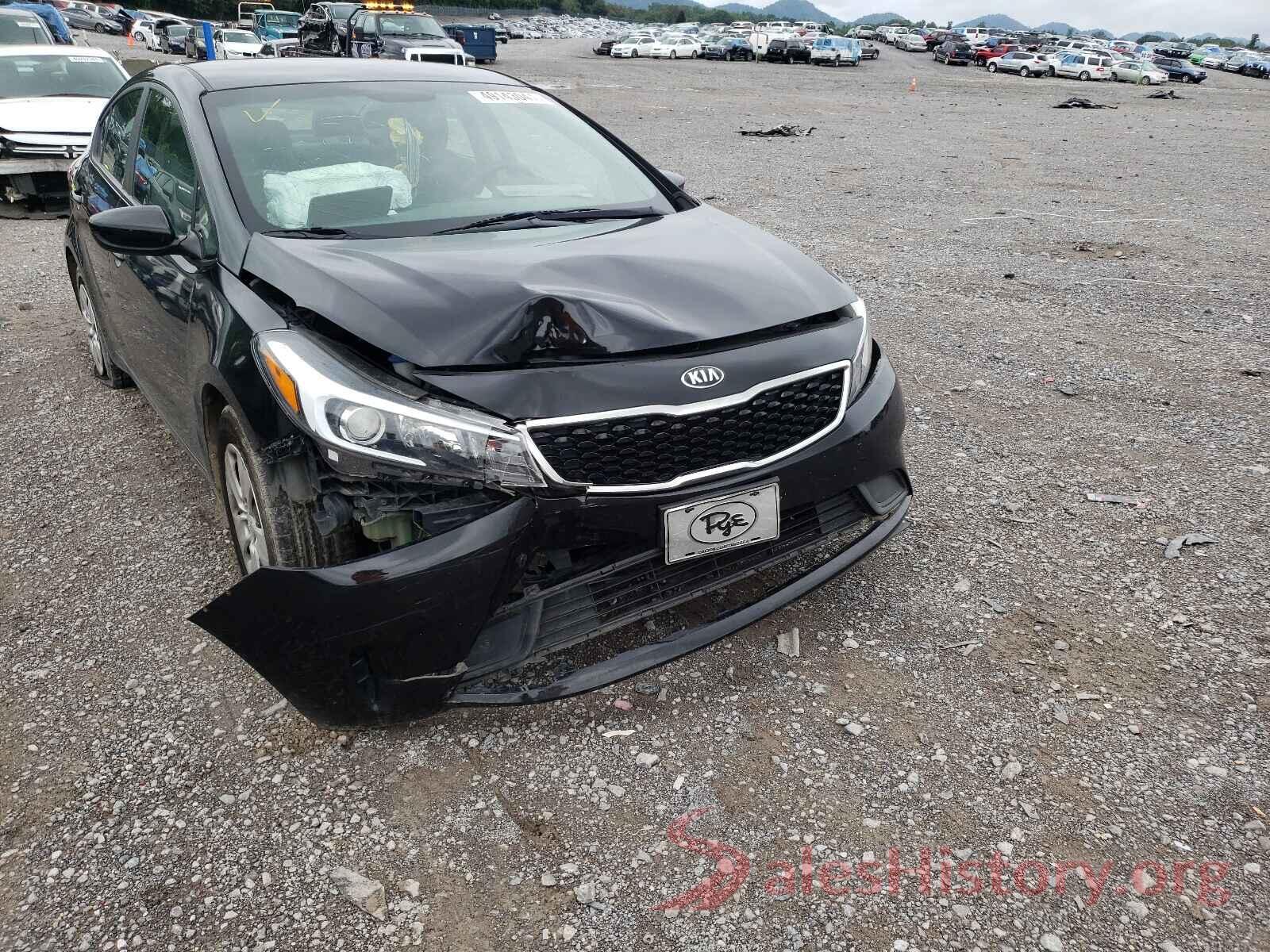 3KPFK4A77JE262713 2018 KIA FORTE