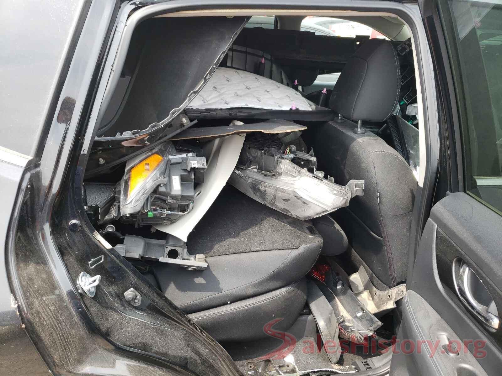 KNMAT2MV4HP586749 2017 NISSAN ROGUE