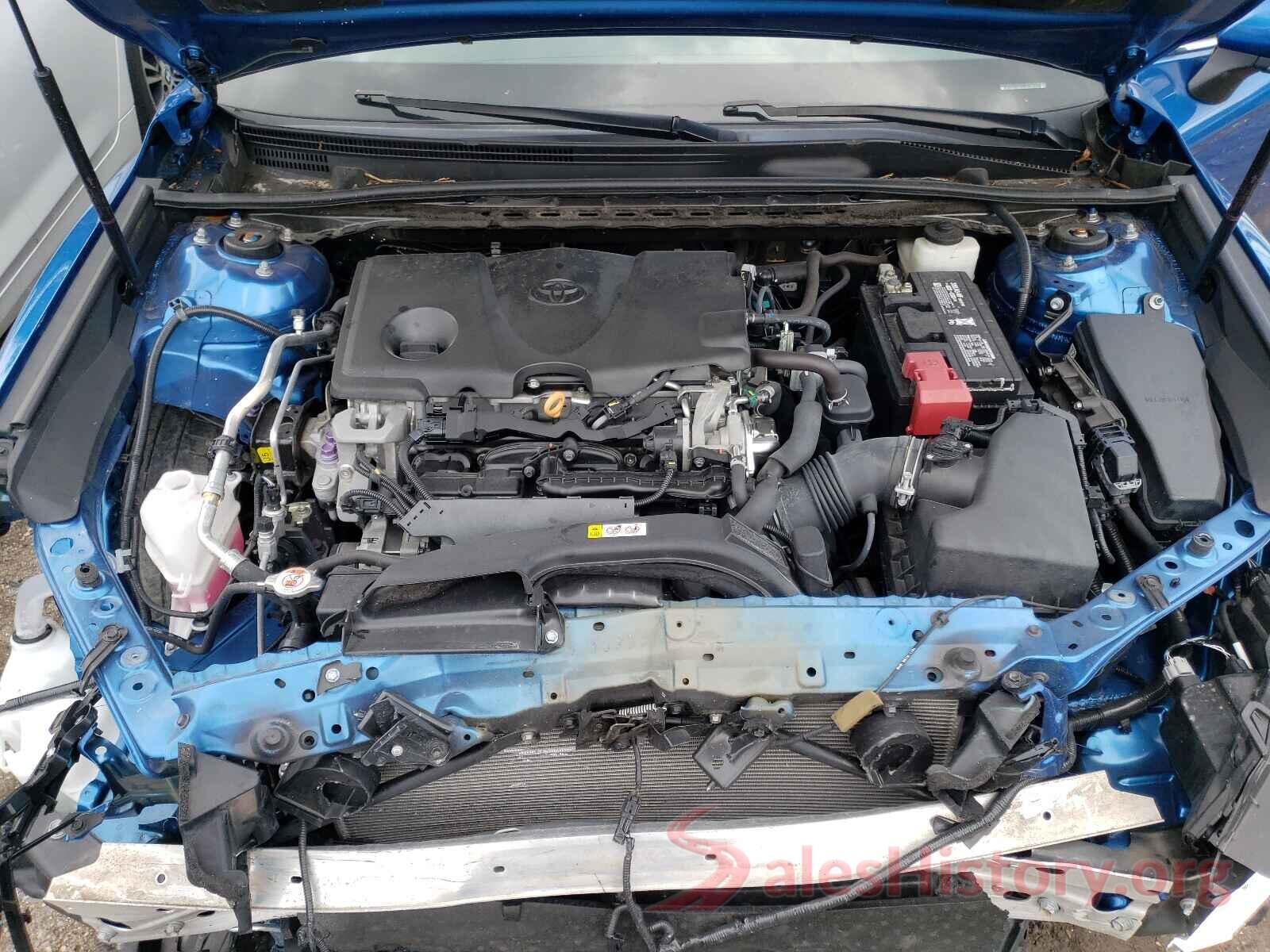 4T1B11HK3JU010772 2018 TOYOTA CAMRY