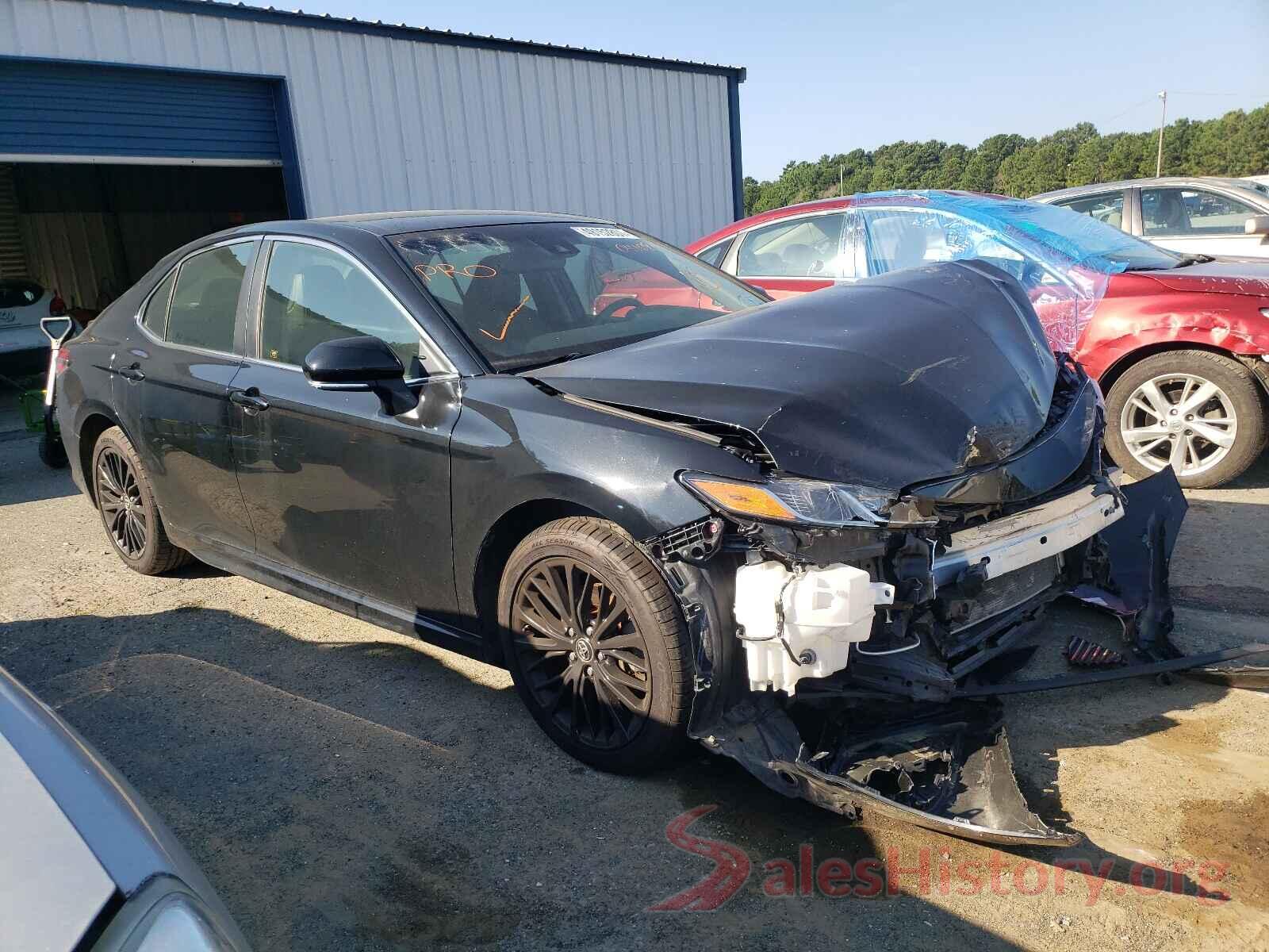 JTNB11HK2J3041081 2018 TOYOTA CAMRY