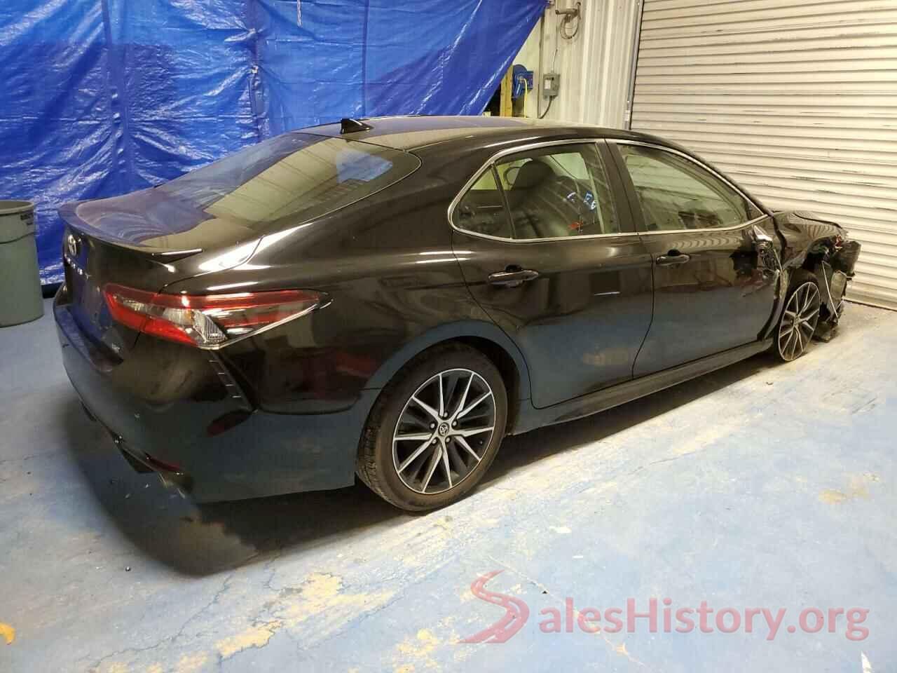 4T1G11AK7NU713832 2022 TOYOTA CAMRY