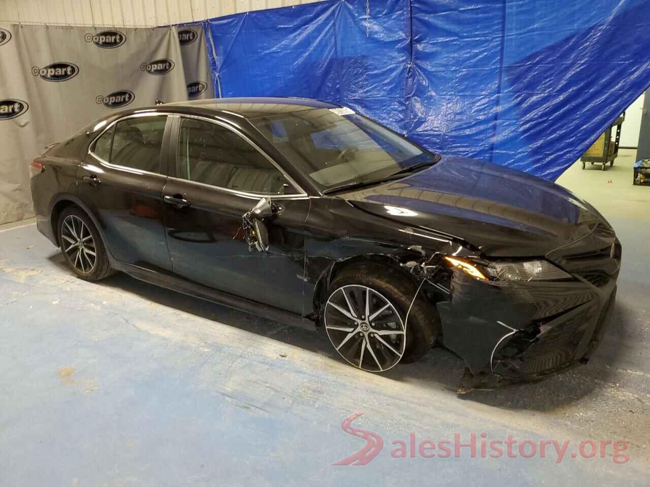 4T1G11AK7NU713832 2022 TOYOTA CAMRY