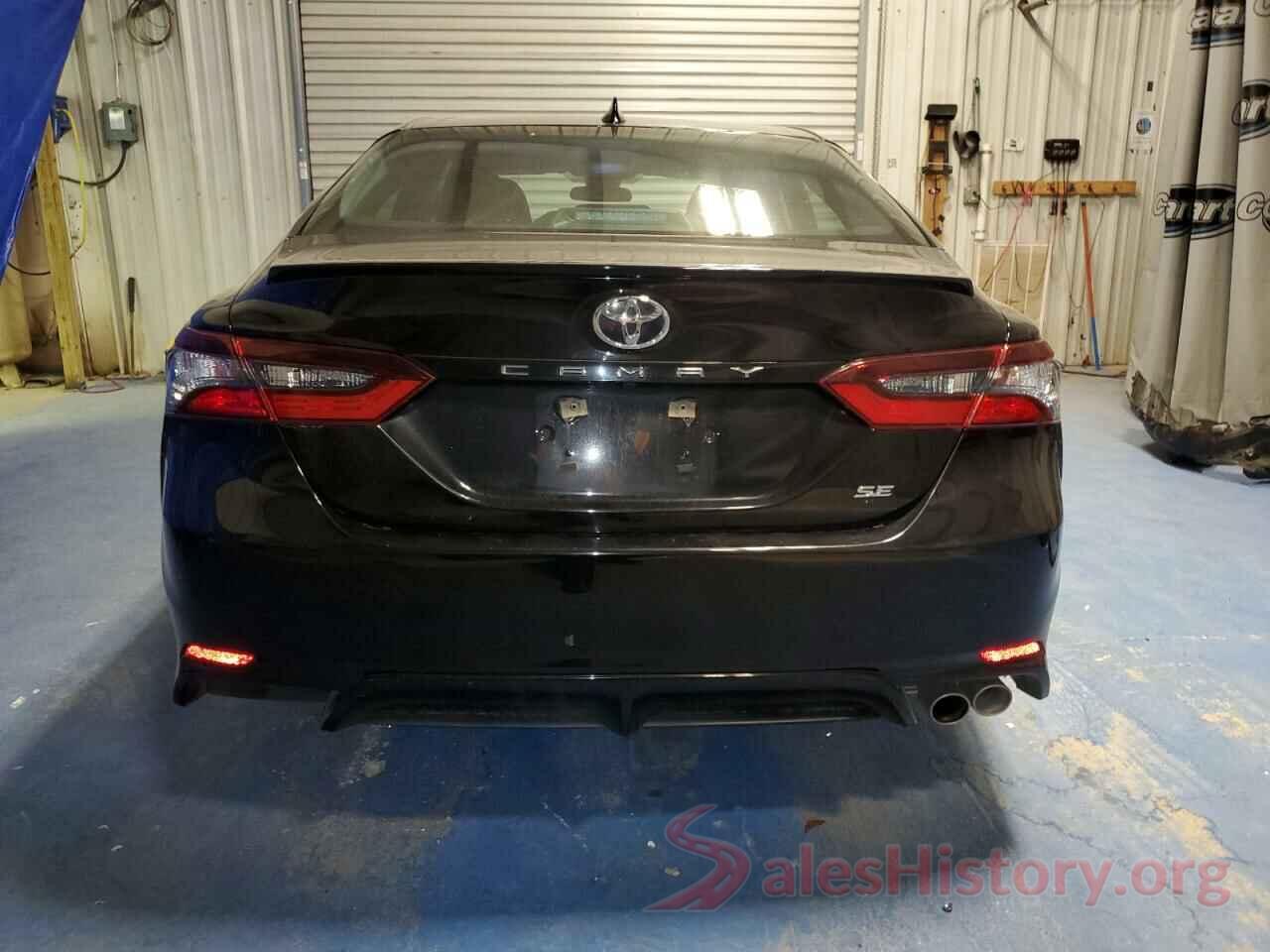 4T1G11AK7NU713832 2022 TOYOTA CAMRY