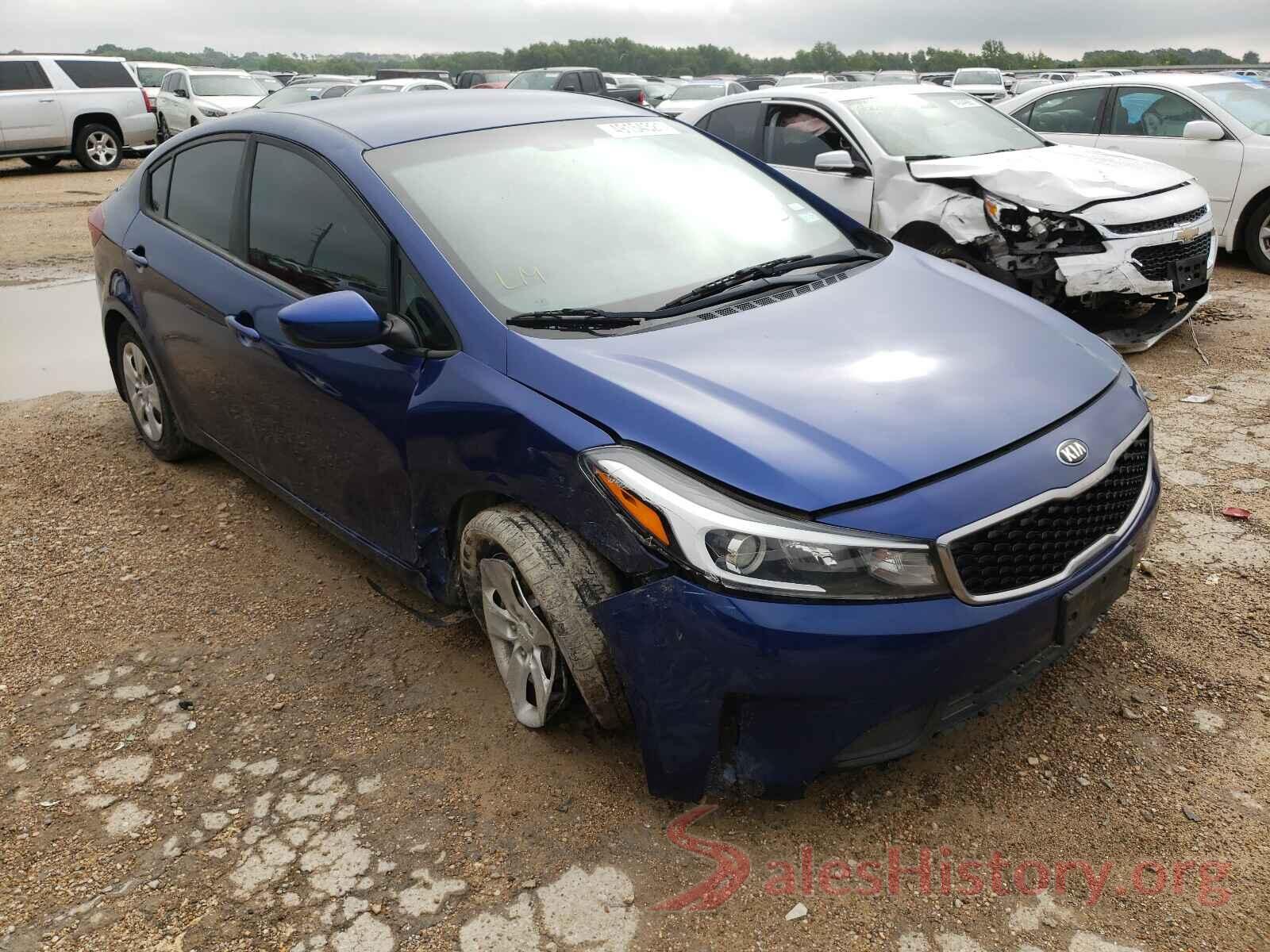 3KPFK4A73HE152235 2017 KIA FORTE