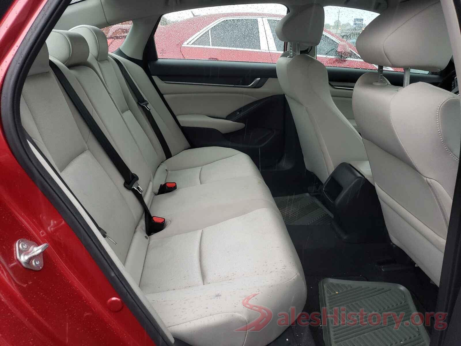 1HGCV1F10JA088341 2018 HONDA ACCORD