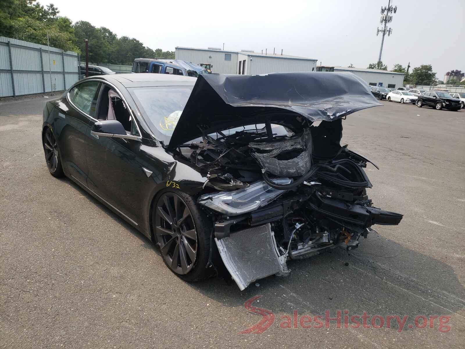 5YJSA1E28JF262681 2018 TESLA MODEL S