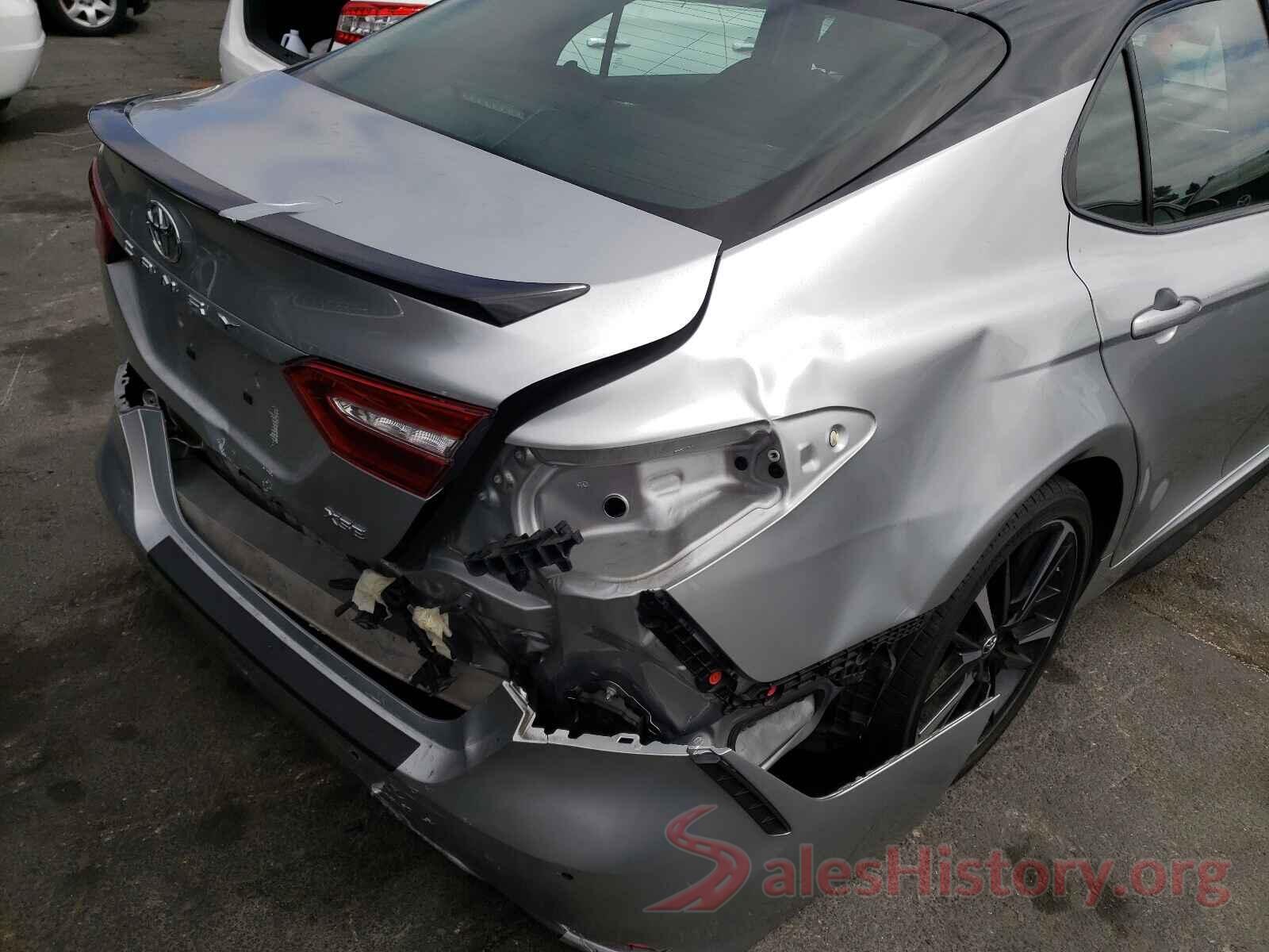 4T1B61HK5JU032323 2018 TOYOTA CAMRY