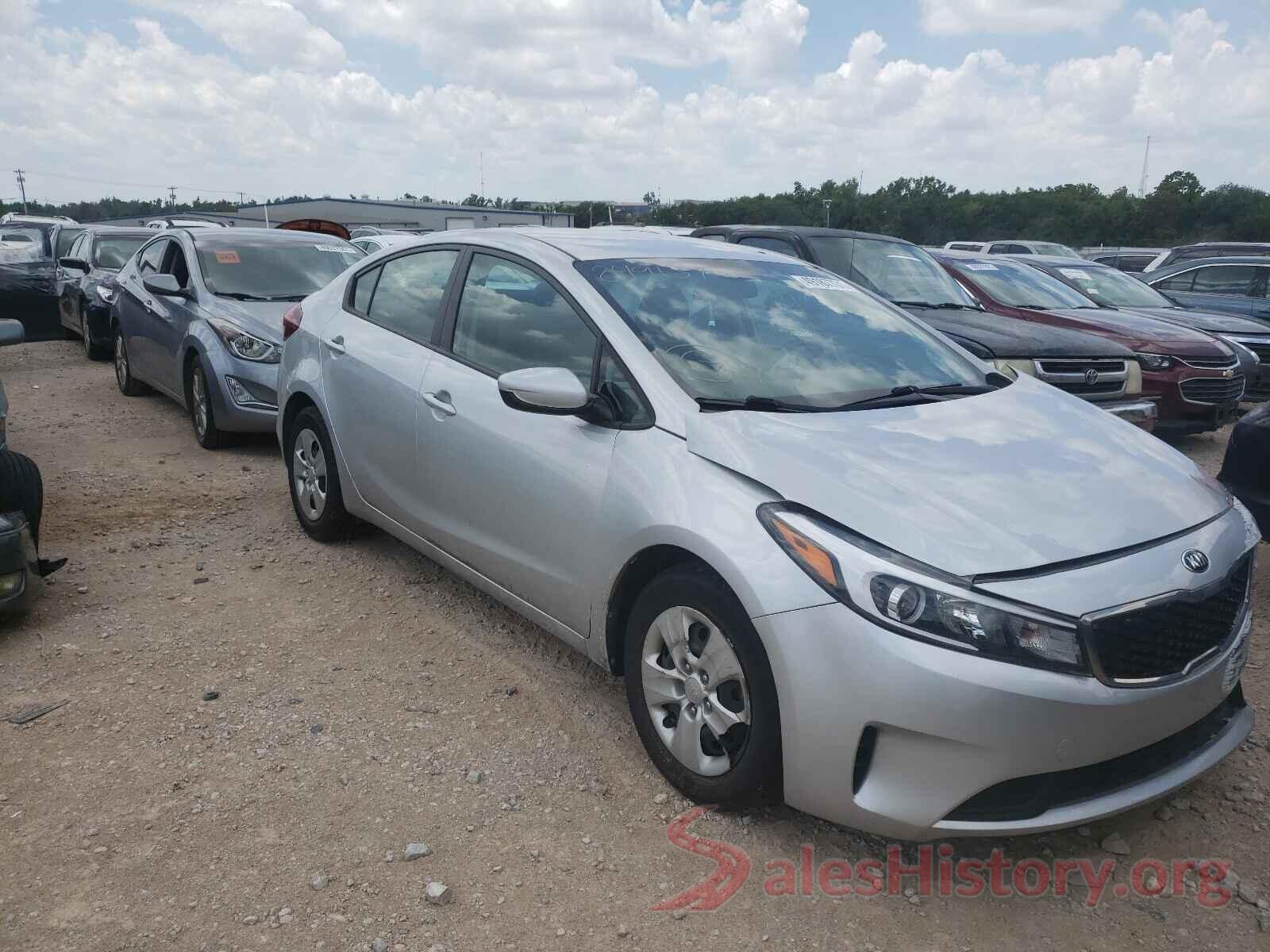 3KPFL4A72JE249137 2018 KIA FORTE