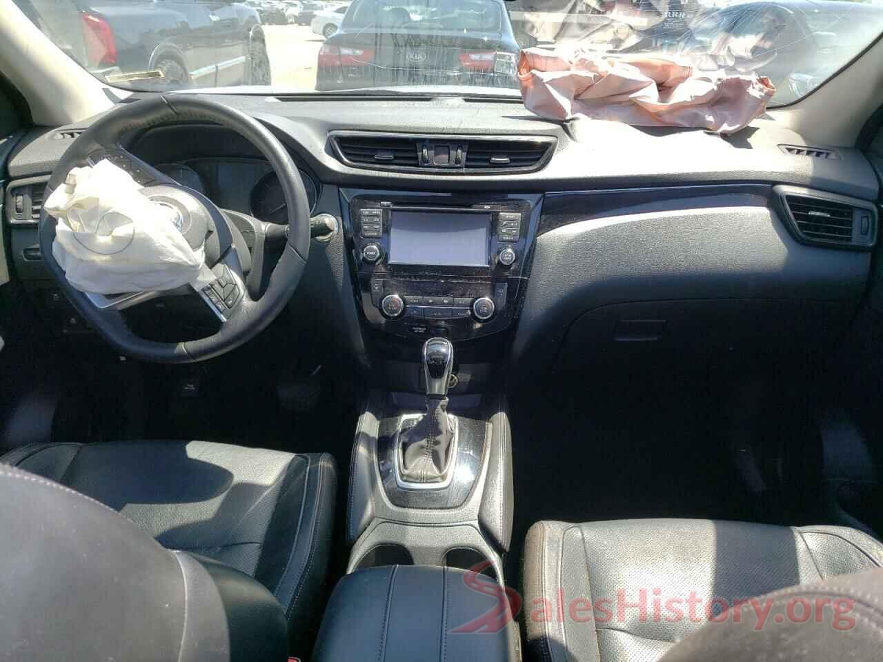 JN1BJ1CR3HW127018 2017 NISSAN ROGUE