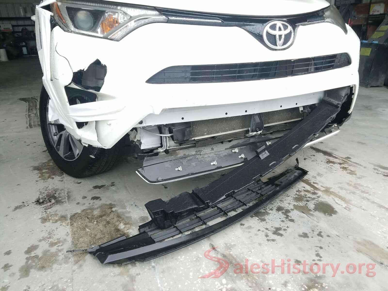 1TMWFREV6GJ060533 2016 TOYOTA RAV4