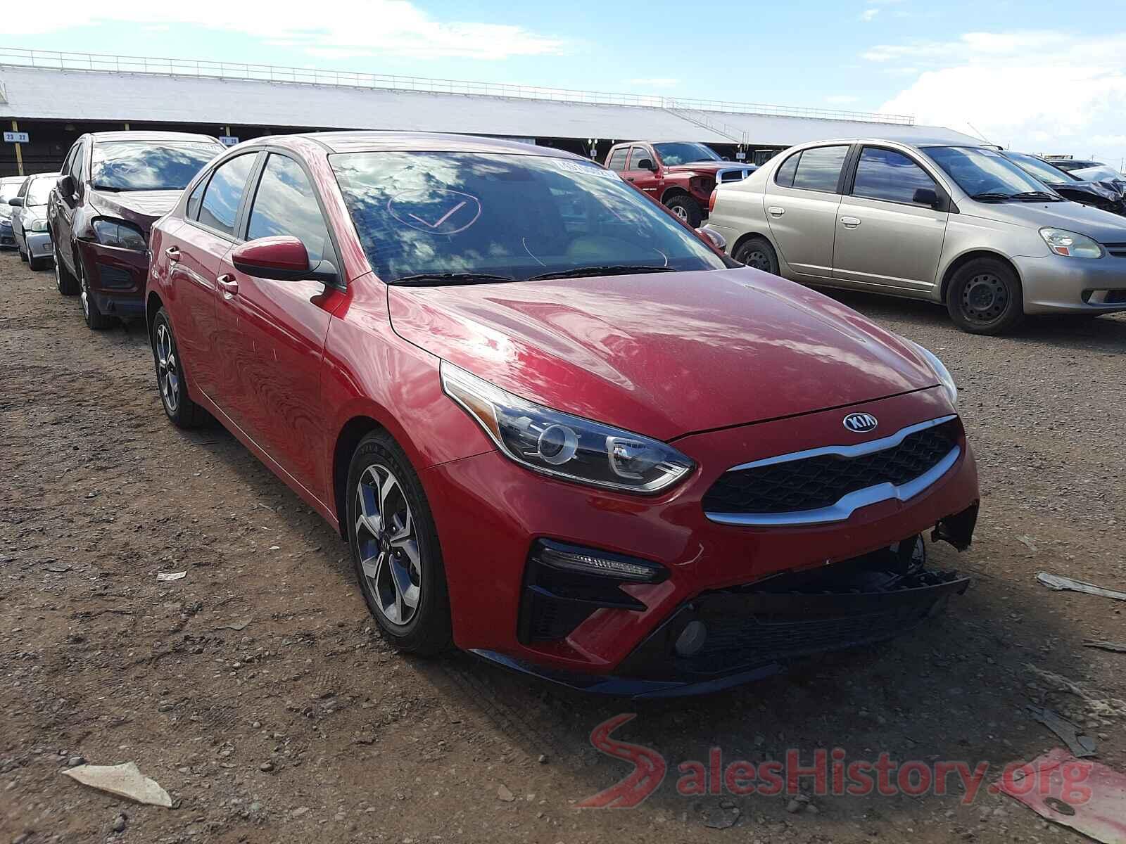 3KPF24AD0KE077152 2019 KIA FORTE