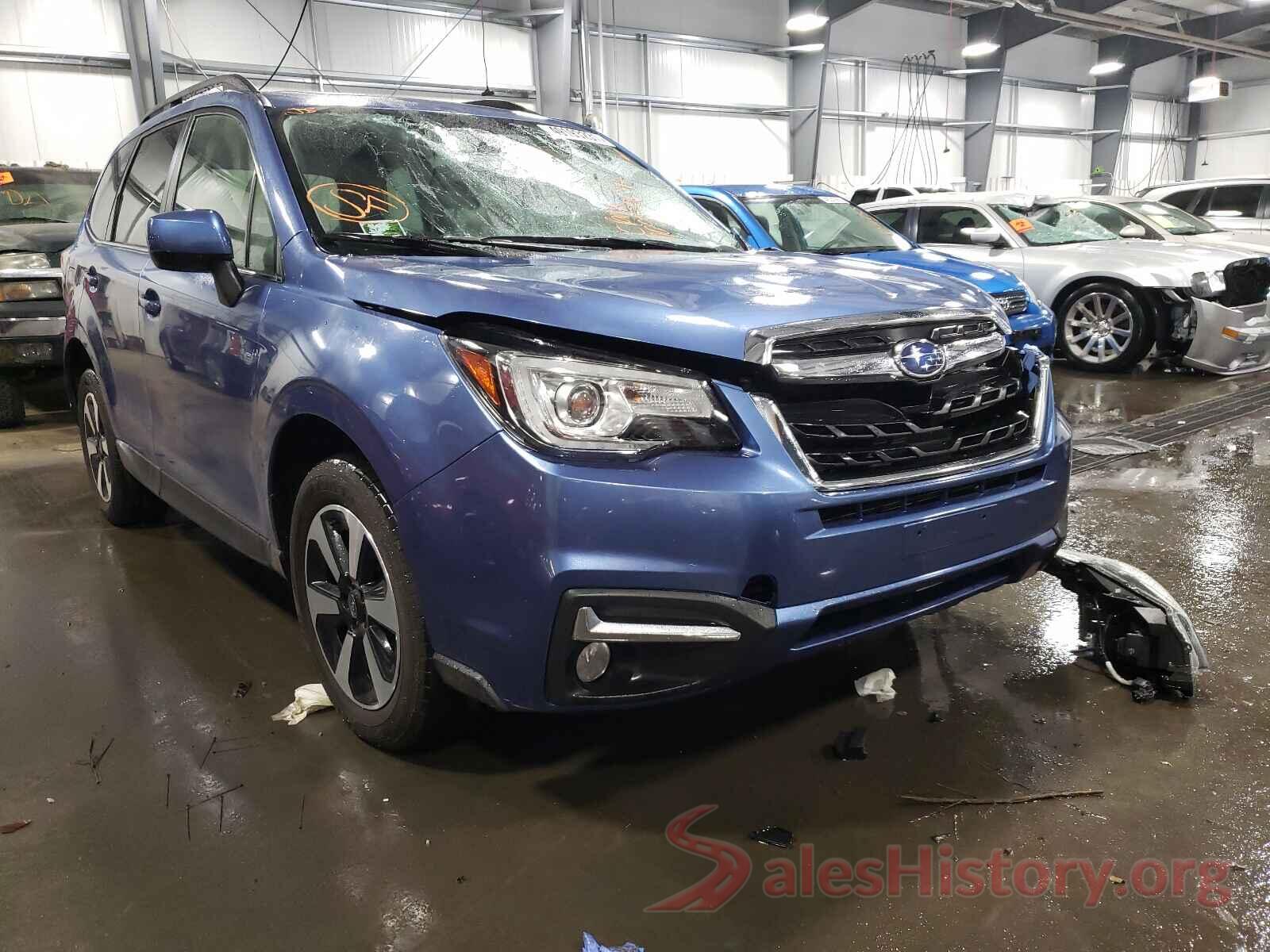 JF2SJARC9JH444555 2018 SUBARU FORESTER