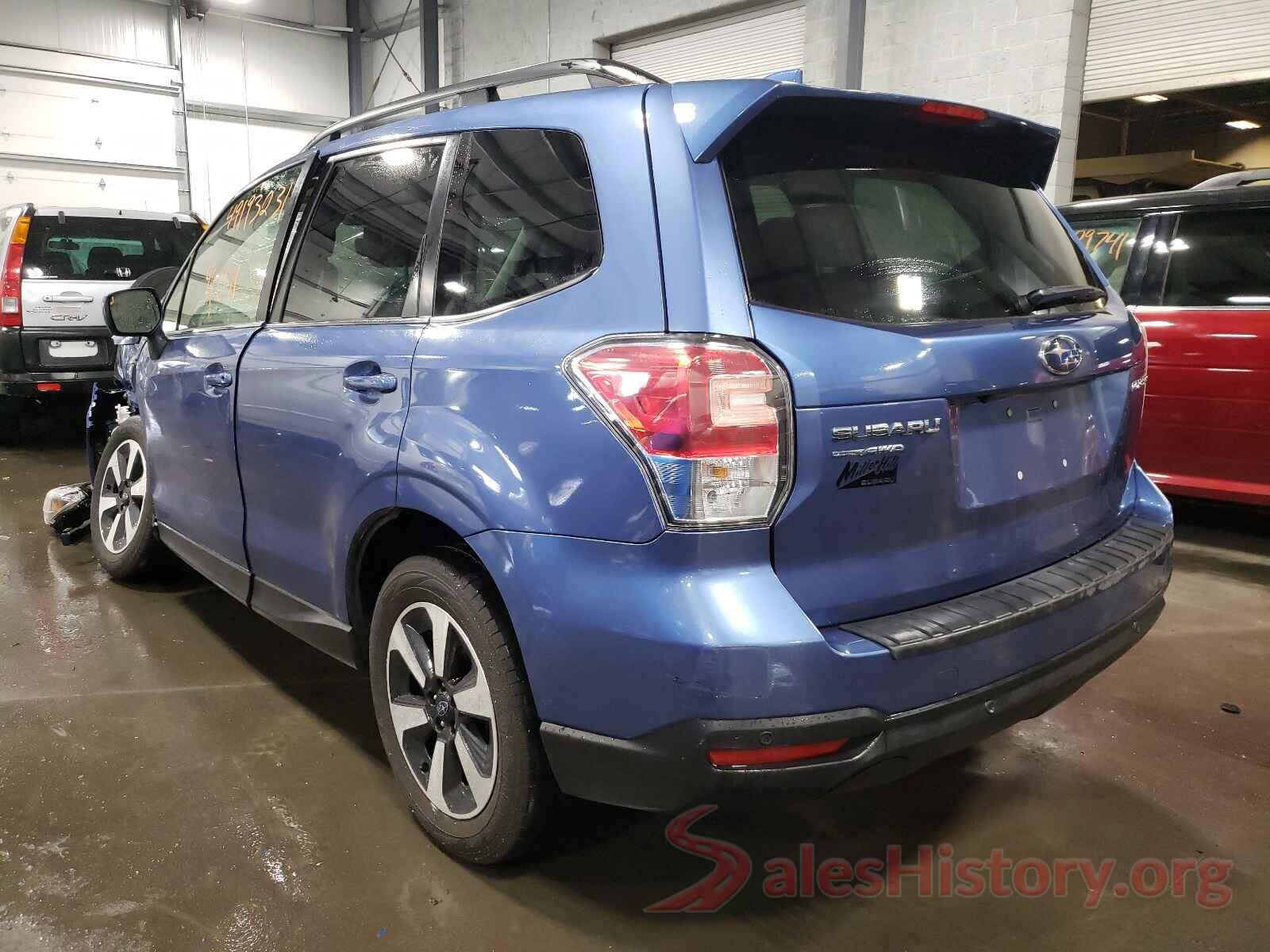 JF2SJARC9JH444555 2018 SUBARU FORESTER