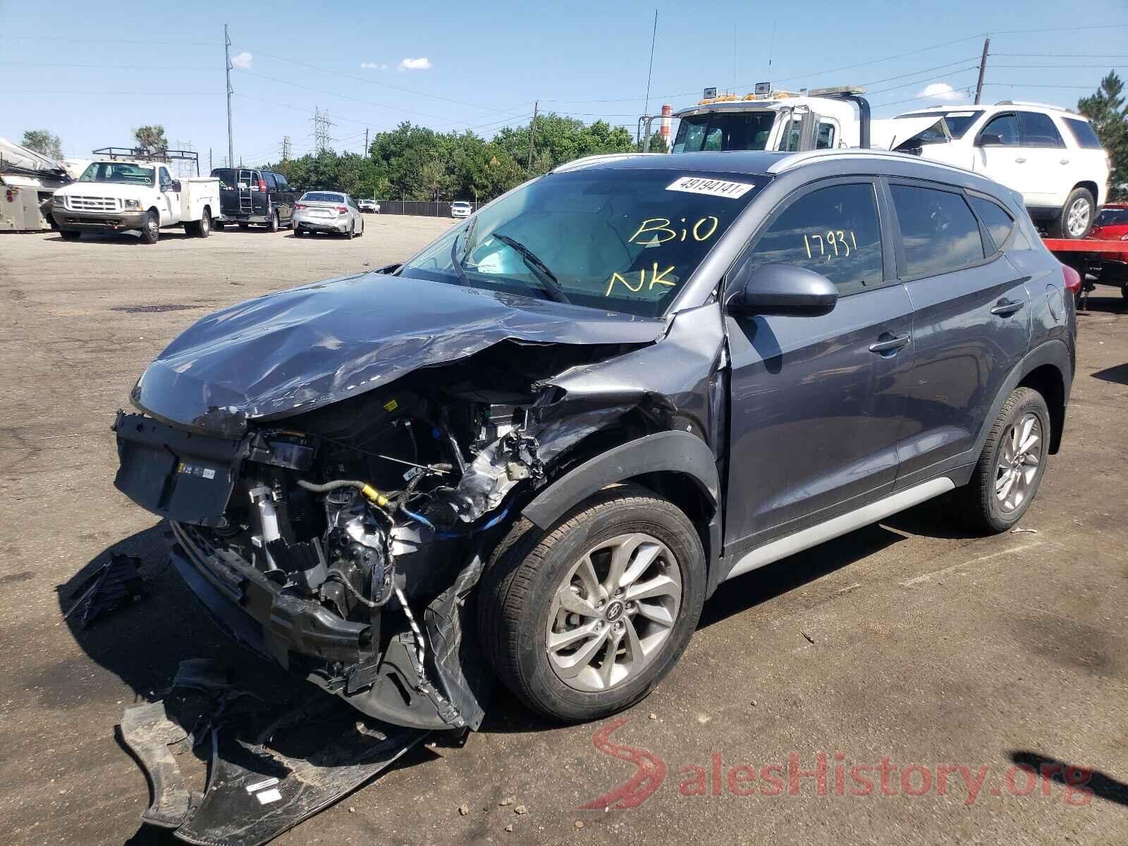 KM8J3CA45HU562944 2017 HYUNDAI TUCSON