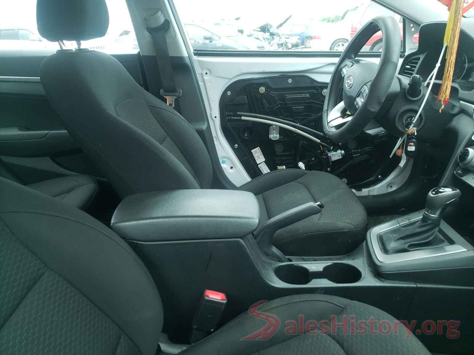 5NPD74LF3KH458576 2019 HYUNDAI ELANTRA