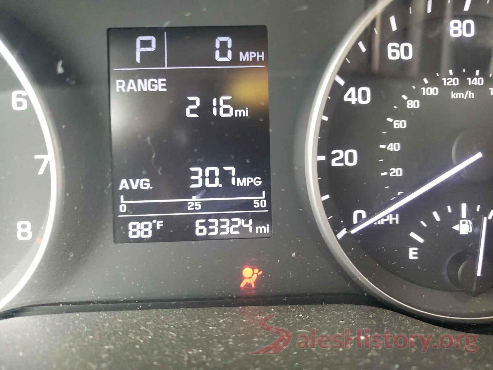 5NPD74LF7HH104925 2017 HYUNDAI ELANTRA