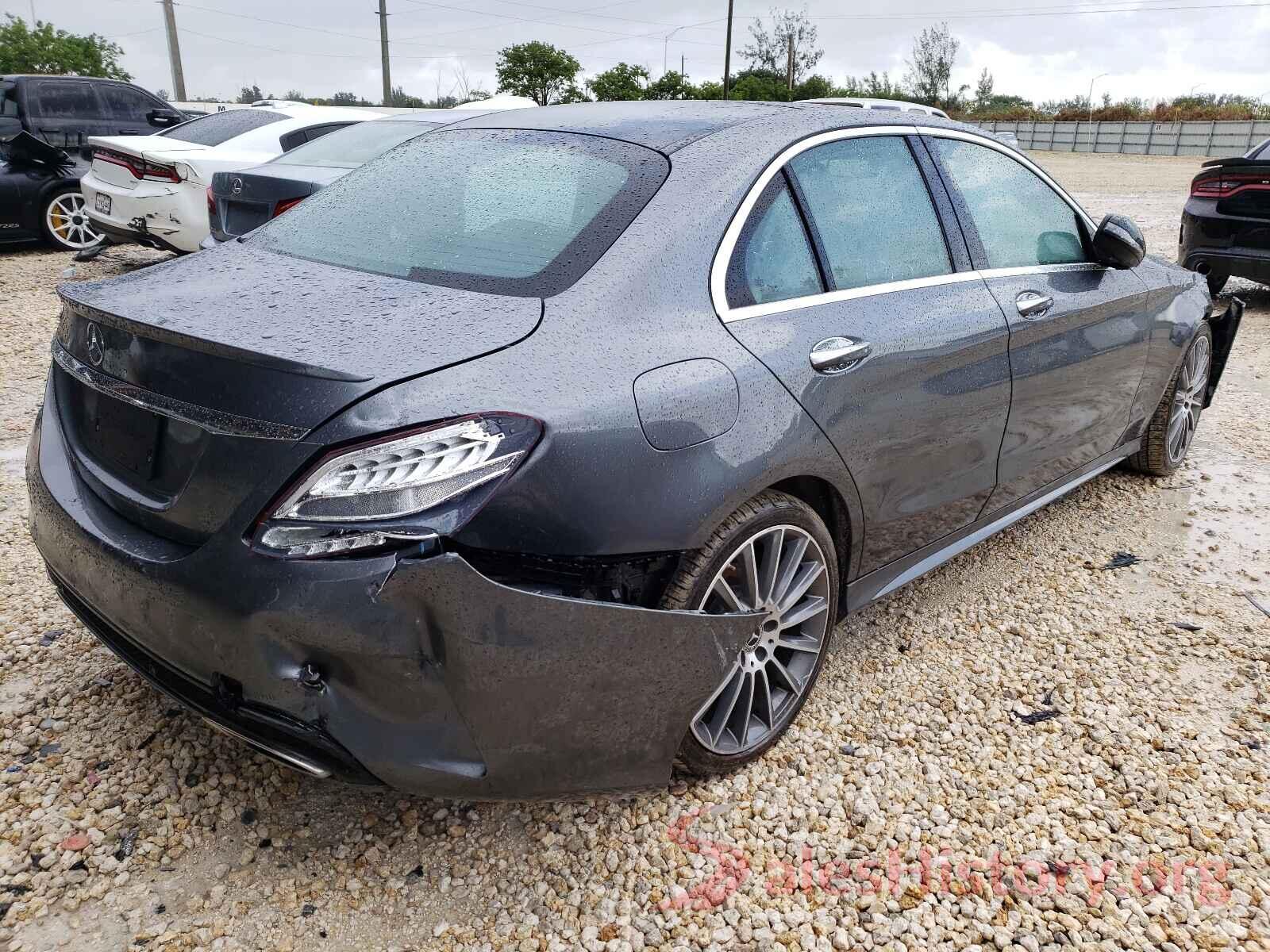 WDDWF4JB2JR313974 2018 MERCEDES-BENZ C-CLASS