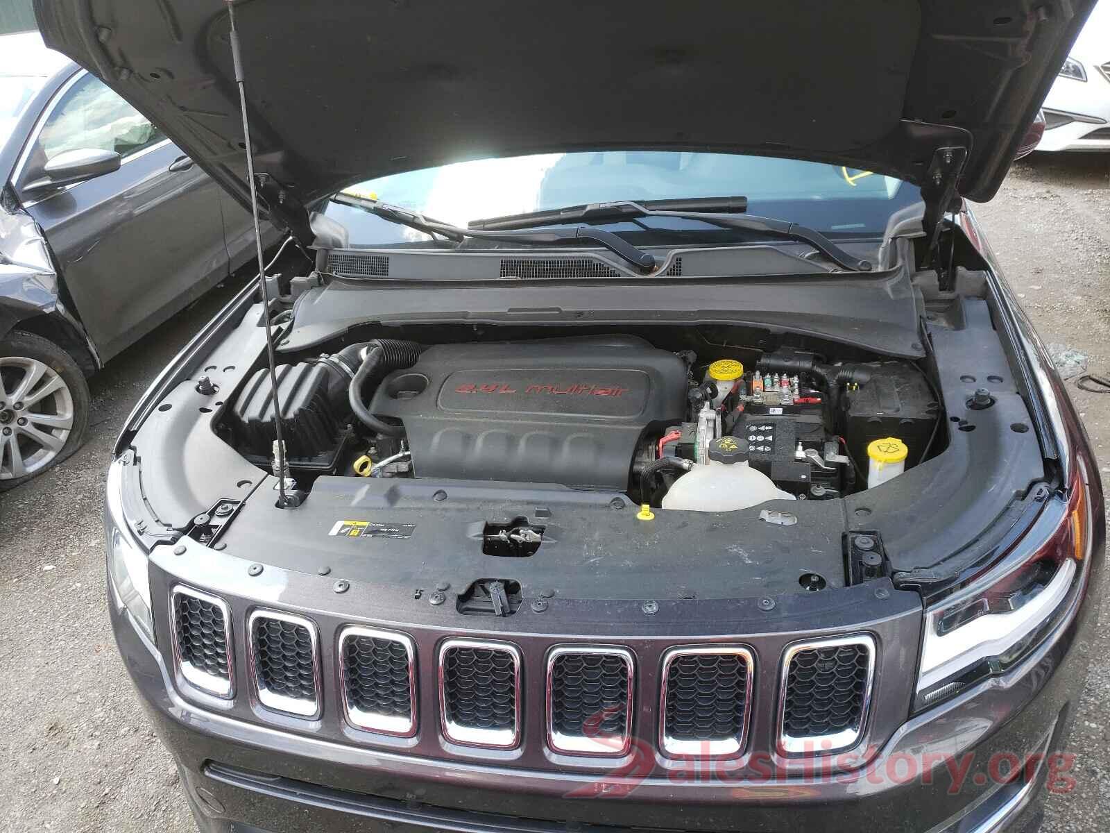 3C4NJCCB0JT406513 2018 JEEP COMPASS