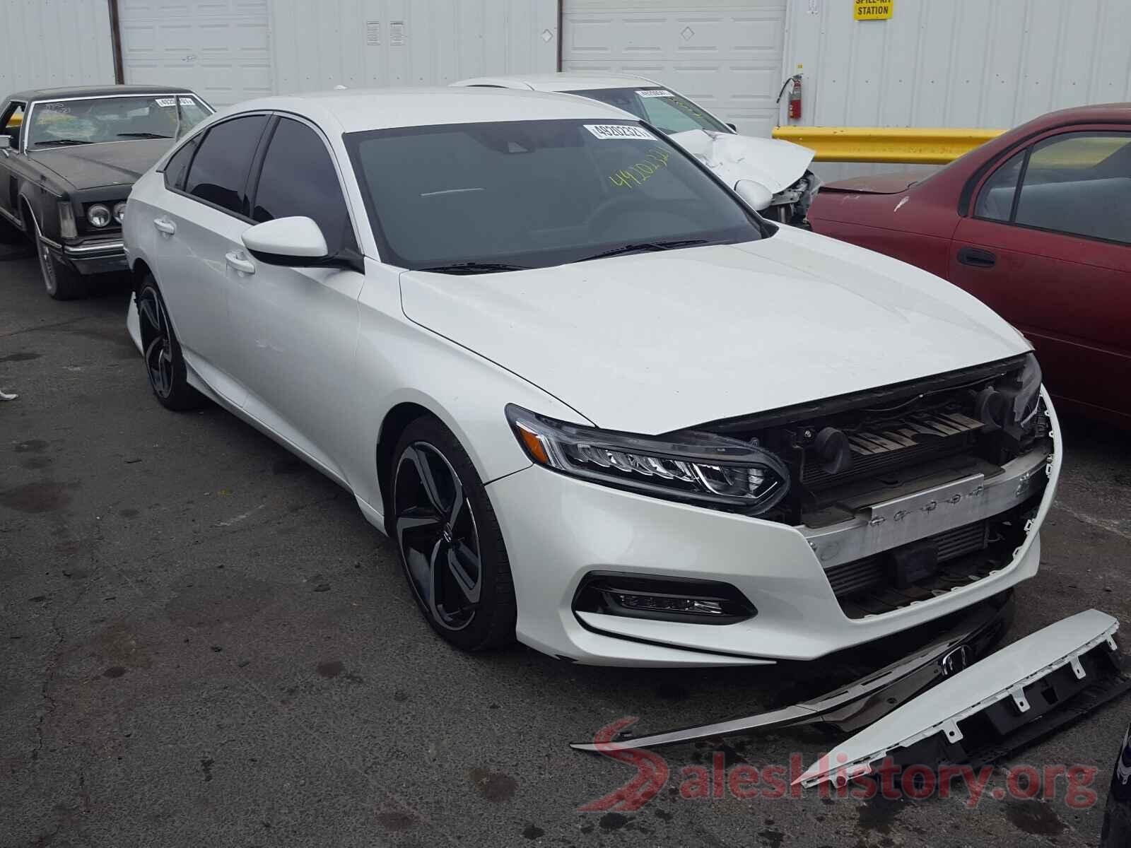 1HGCV1F37JA095191 2018 HONDA ACCORD