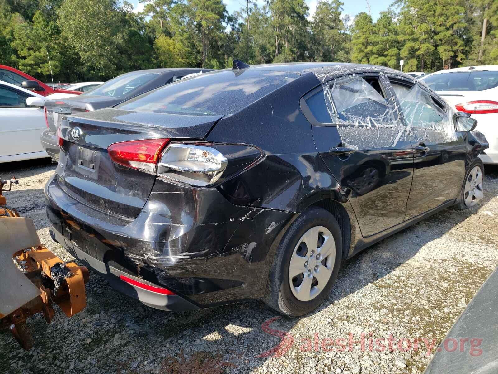 3KPFK4A72JE185569 2018 KIA FORTE