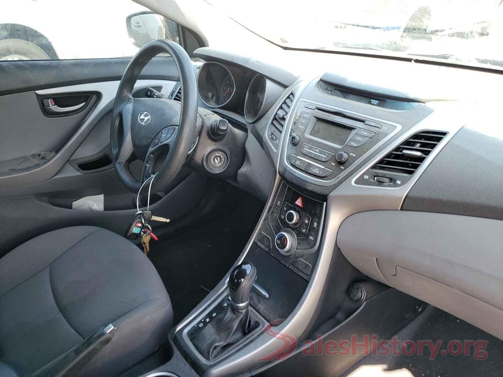 5NPDH4AE9GH699833 2016 HYUNDAI ELANTRA