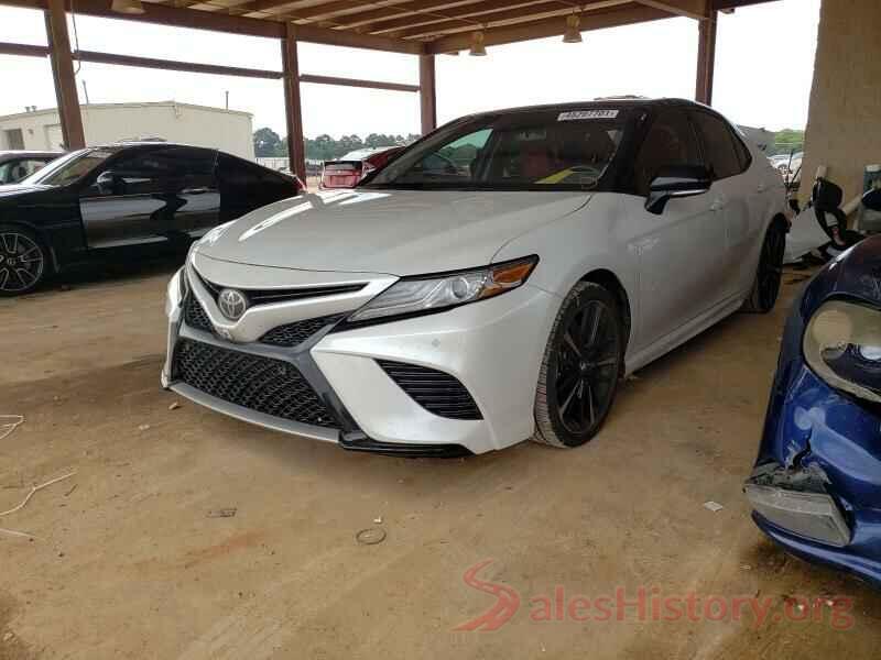 4T1B61HK8JU073822 2018 TOYOTA CAMRY