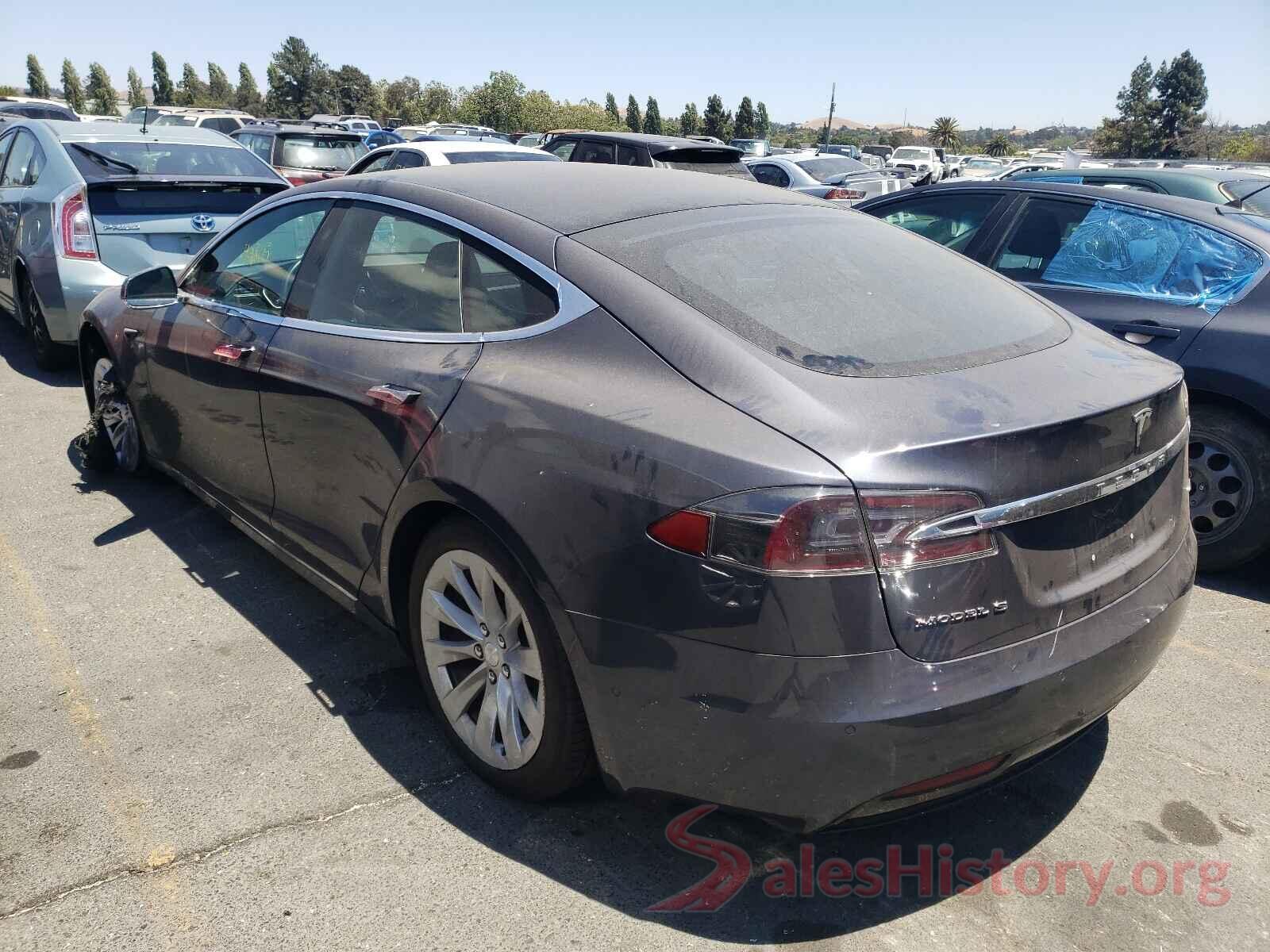 5YJSA1E22JF247318 2018 TESLA MODEL S