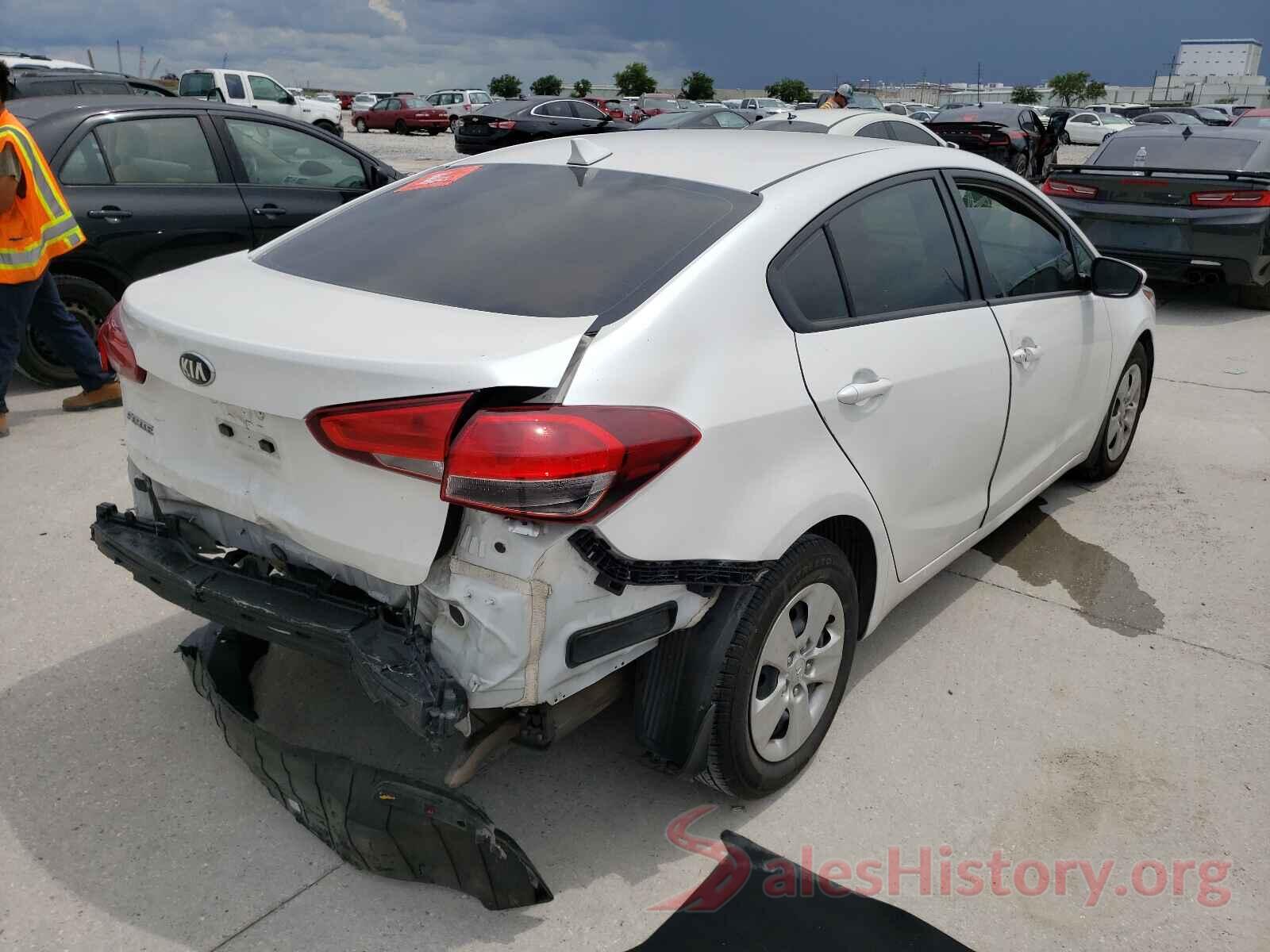 3KPFL4A7XHE117737 2017 KIA FORTE