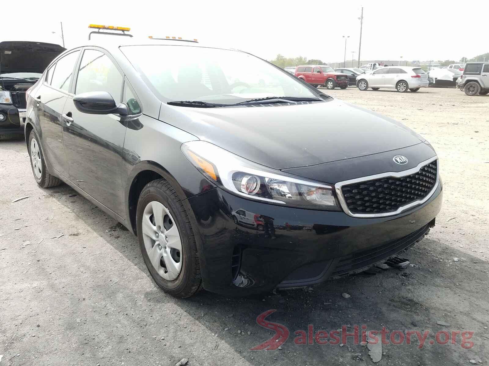 3KPFK4A78HE136953 2017 KIA FORTE